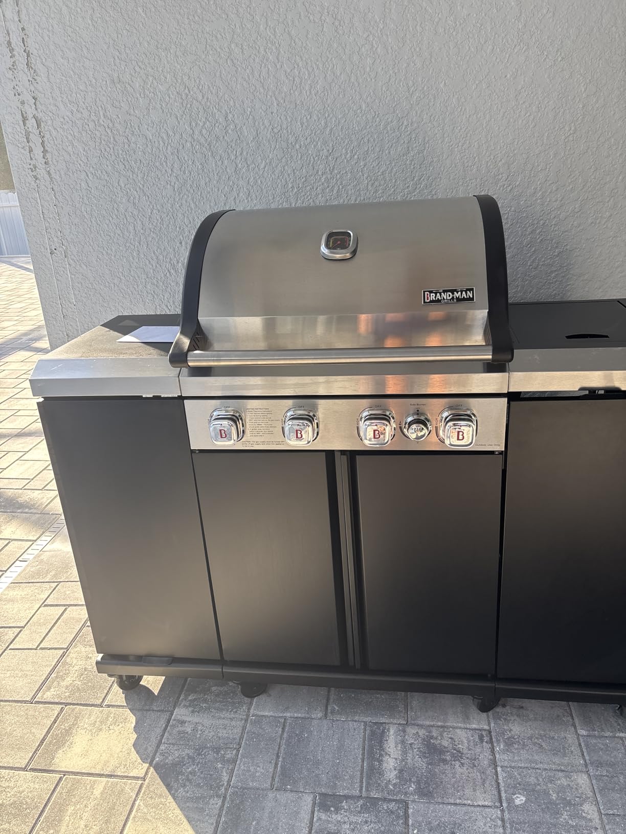 Brand-Man Outdoor Kitchen Island – 5-Burner Gas Grill & Griddle Combo with 800°C Infrared Sear Zone, Dual-Zone Cooktop, Sink & Storage, 995 sq.in Cooking Area, 67,000 BTU Stainless Steel BBQ Station - Customer Photo 1