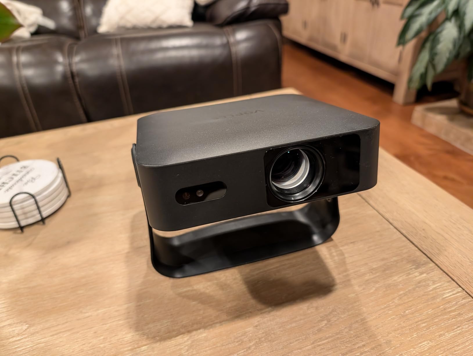 VOPLLS Thinnest 1.81 inch Smart Mini Projector with WiFi and Bluetooth, Auto Focus & Keystone Portable Outdoor Projector, 4K Support Home Movie Projector with Officially-Licensed APP - Customer Photo 2