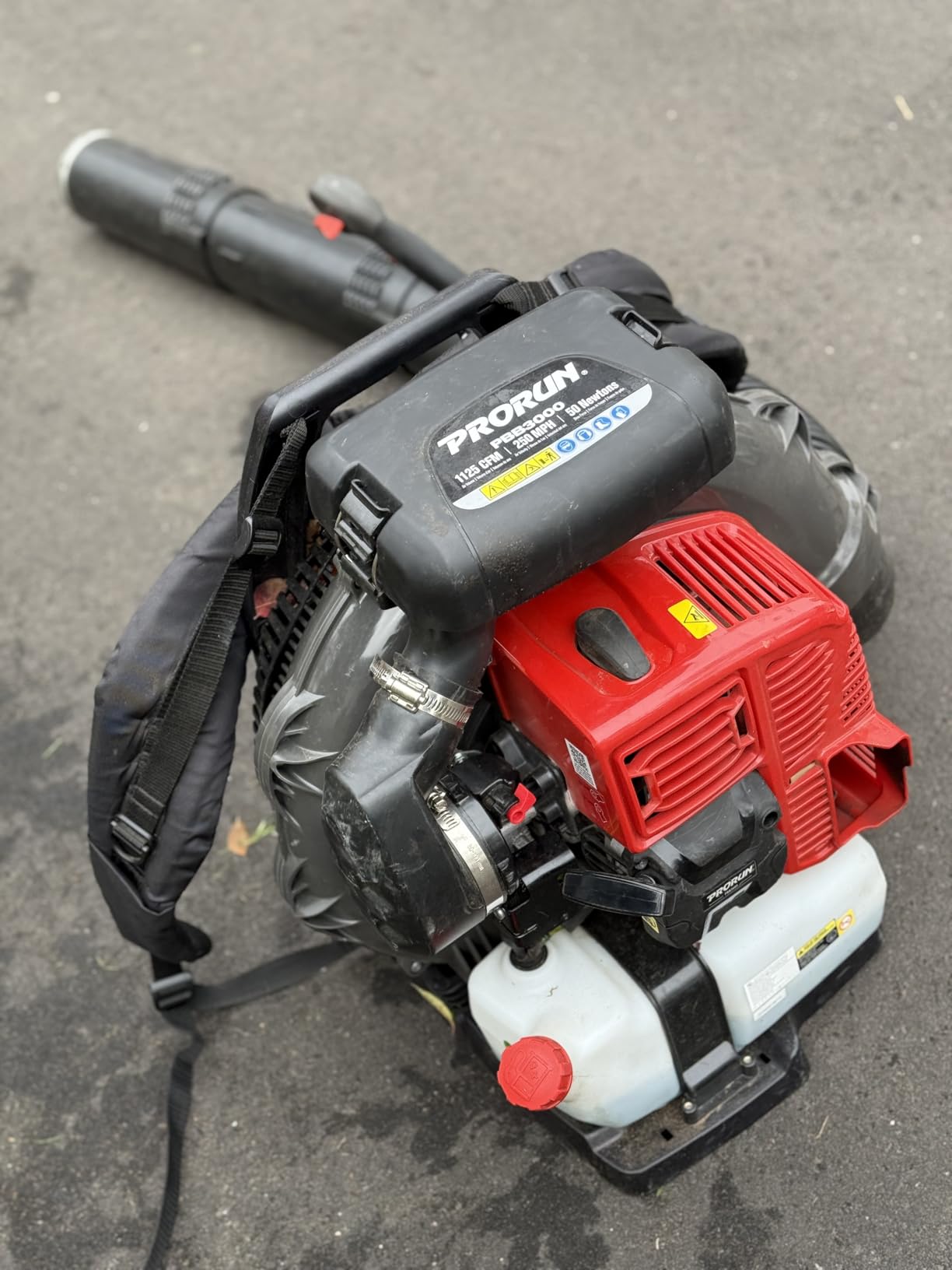 PRORUN PBB3000 Gas Backpack Leaf Blower, 79.9cc Commercial-Grade, 250 MPH, 1125 CFM, 50N - Customer Photo 1