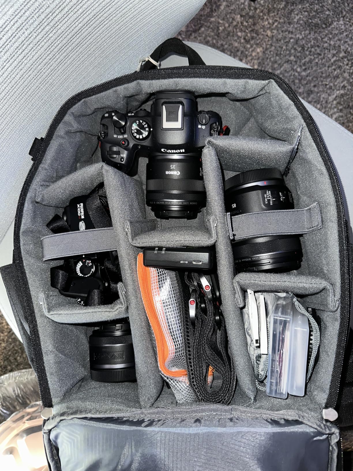 K&F CONCEPT Lightweight Camera Backpack Bag, Professional Photography Bag Compatible with Canon/Nikon/Sony Camera and Lens Accessories, Camera Case with Tripod Strap & Rain Cover - Customer Photo 1