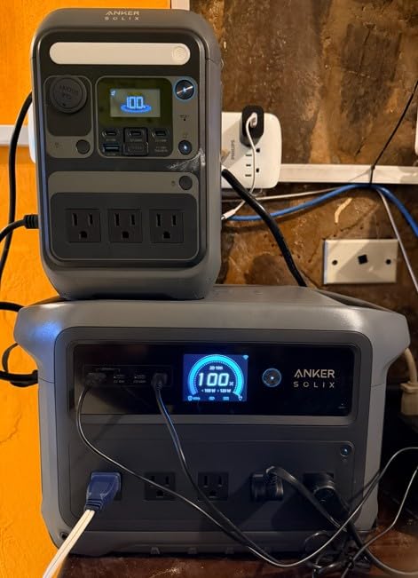 Anker SOLIX C1000 Gen 2 Portable Power Station, 2,000W (Peak 3,000W) Solar Generator, Full Charge in 49 Min, 1,024Wh LiFePO4 Battery for Home Backup, Power Outages, and Camping (Optional Solar Panel) Customer Review Anker SOLIX C1000 Gen 2 Portable Power Station, 2,000W (Peak 3,000W) Solar Generator, Full Charge in 49 Min, 1,024Wh LiFePO4 Battery for Home Backup, Power Outages, and Camping (Optional Solar Panel) - Customer Photo 1