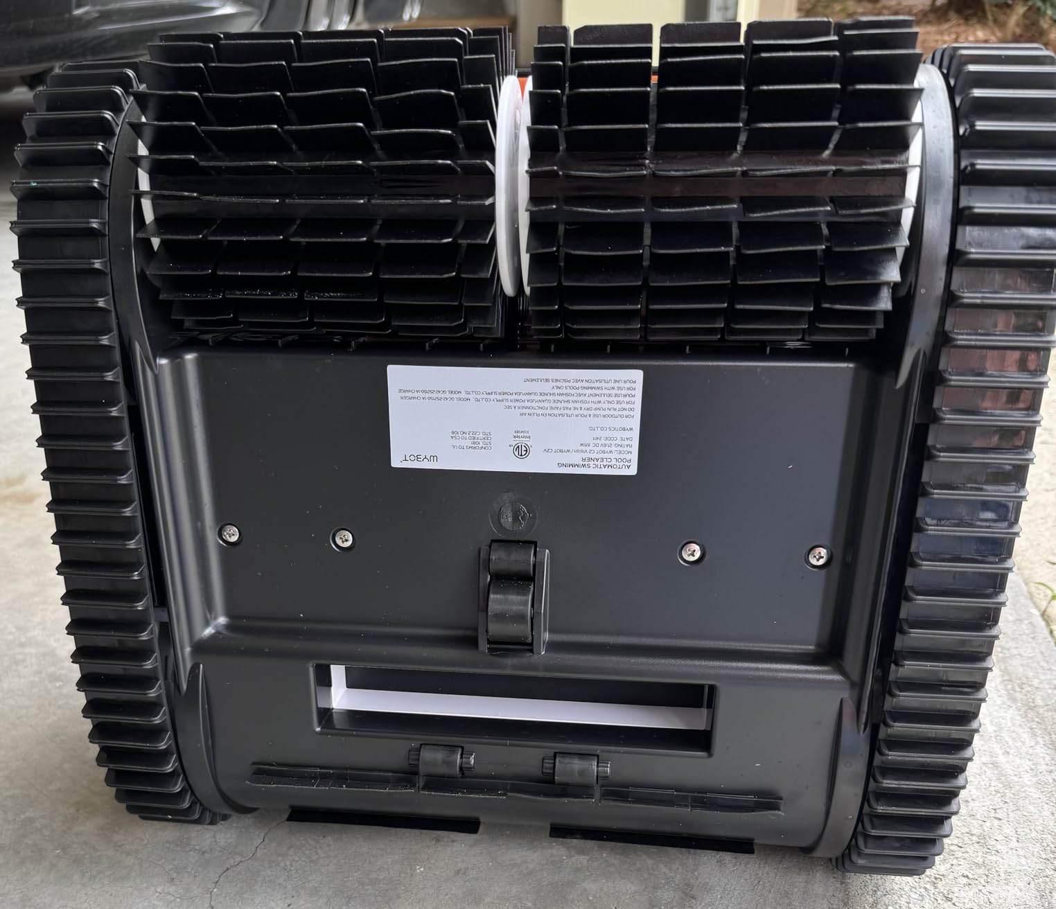 WYBOT C2 Cordless Robotic Pool Cleaner, Dual Filtration, Pool Vacuum Robot for Wall & Waterline Cleaning, Up to 180 Mins Runtime & Scheduling, Smart Navigation, for Inground/Above-Ground Pools Customer Review WYBOT C2 Cordless Robotic Pool Cleaner, Dual Filtration, Pool Vacuum Robot for Wall & Waterline Cleaning, Up to 180 Mins Runtime & Scheduling, Smart Navigation, for Inground/Above-Ground Pools - Customer Photo 1