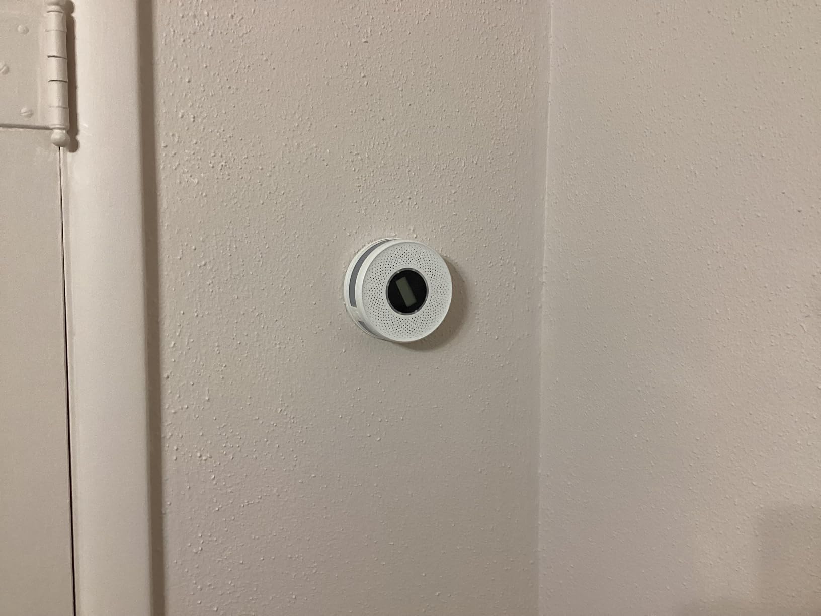 10-Year Battery Wireless Interconnected Smoke and Carbon Monoxide Detector, Smart Interlink Smoke CO Alarm with Digital Display, Fire and CO Combo Alarm for Home (2 Pack) - Customer Photo 2