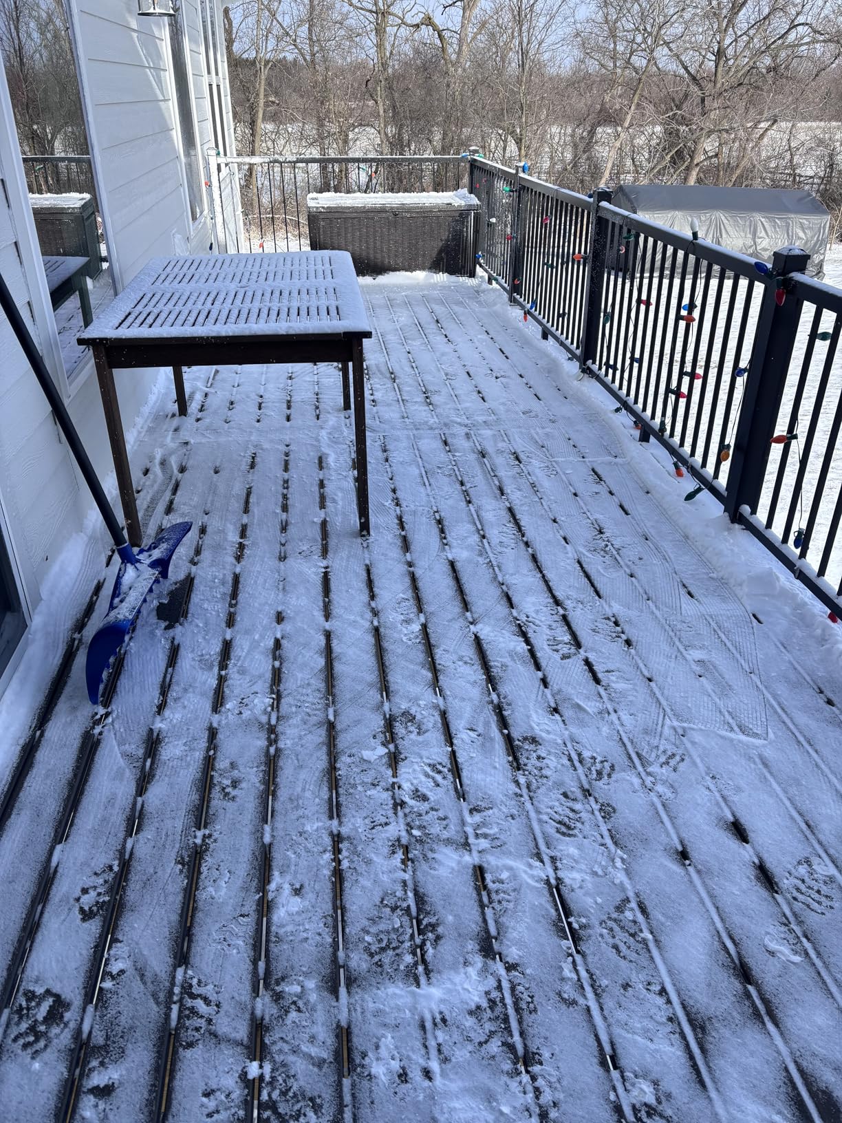 Electric Cordless Snow Shovel, 14.4-Inch | 24V | 5.0Ah Brushless Cordless Snow Blower with Battery and Charger, 26ft Throwing Distance, 5000RPM/Min, Snow Removal for Driveway/Steps/Patio/Sidewalk - Customer Photo 1