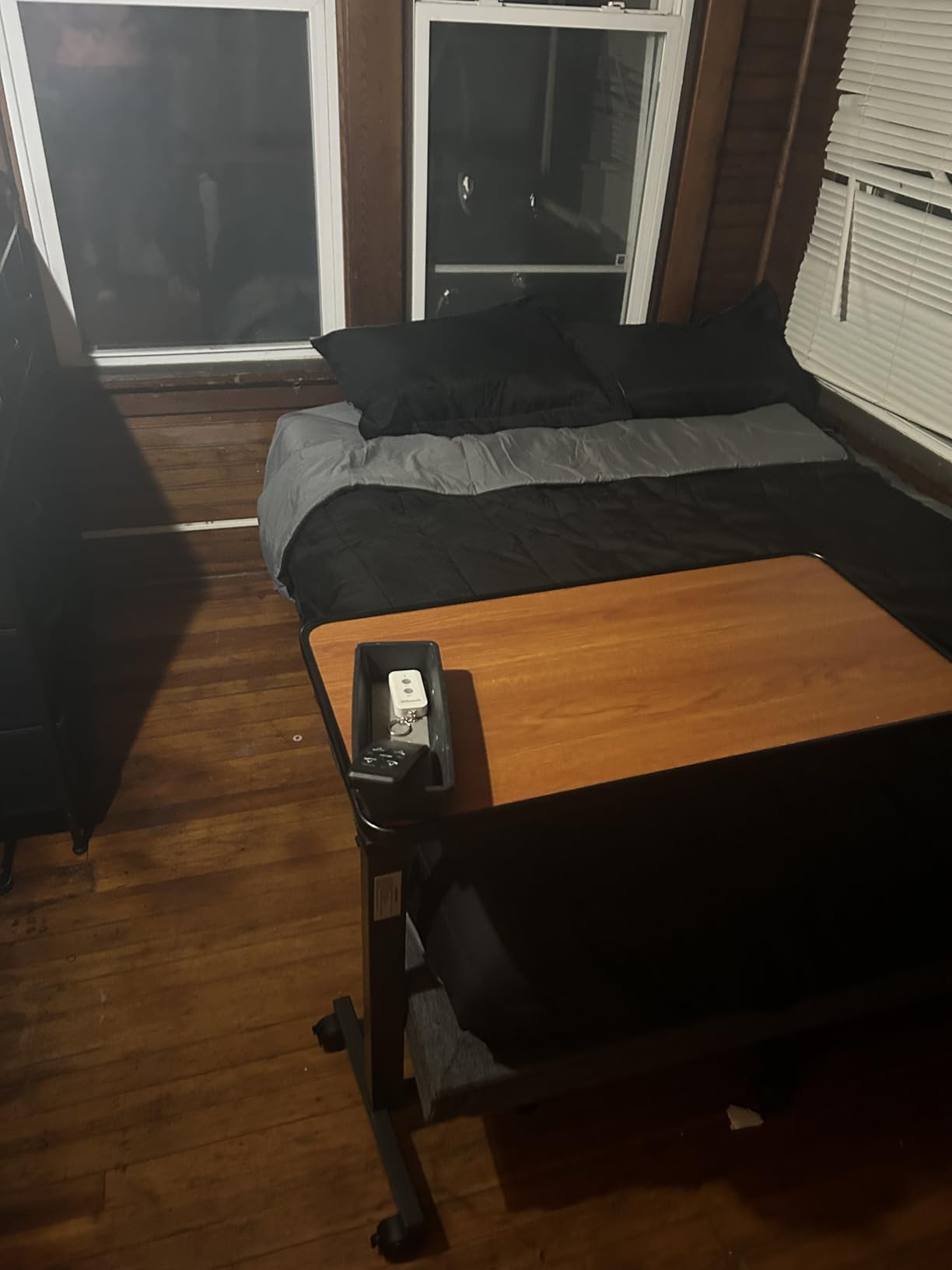 Sweetcrispy Full Adjustable Bed Frame, Ergonomic Electric Bed Base with Wireless Remote and 2 USB Ports, Head and Foot Incline, Zero Gravity Bed, Anti-Snore, Easy Assembly - Customer Photo 2