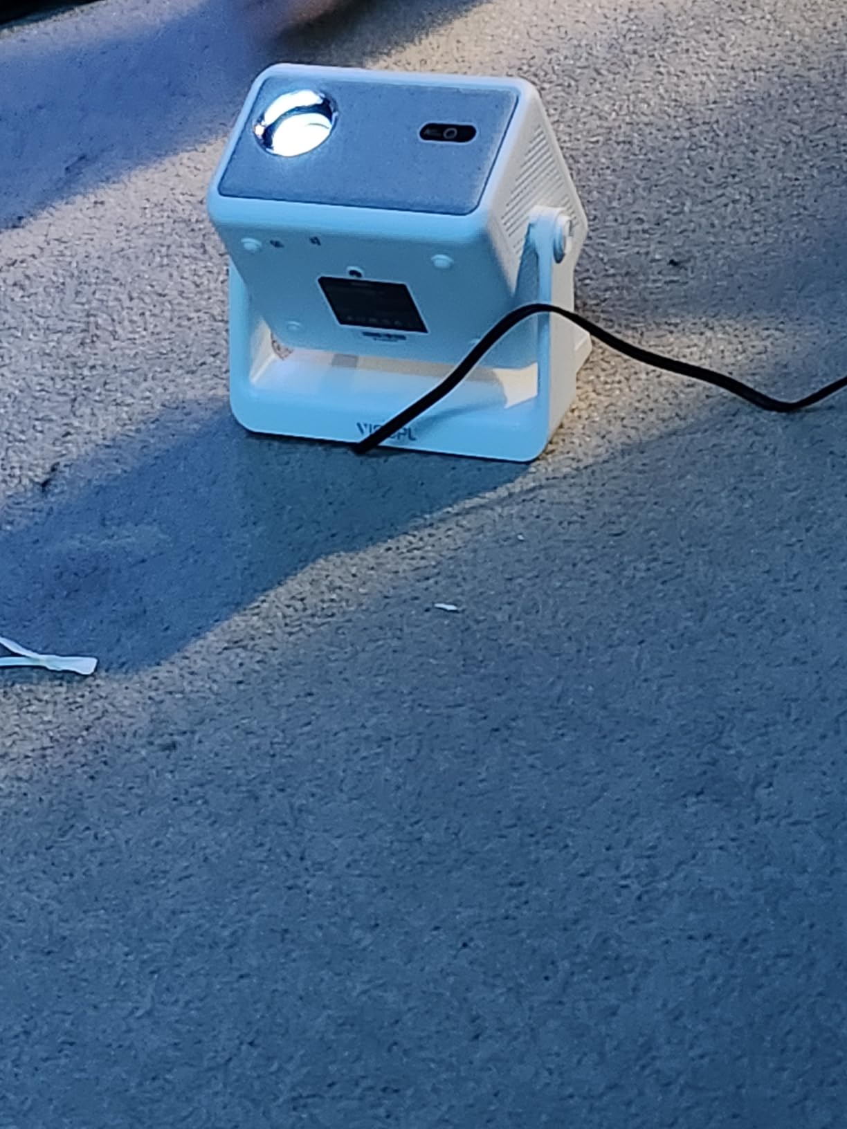 【2200ANSI & Officially-Licensed APP】Smart 4K Projector with WiFi and Bluetooth, VISSPL 3D Dolby Audio and Auto Focus Portable Outdoor Projector, Movie Home Theater Proyector with 360° Adjustable Stand - Customer Photo 1