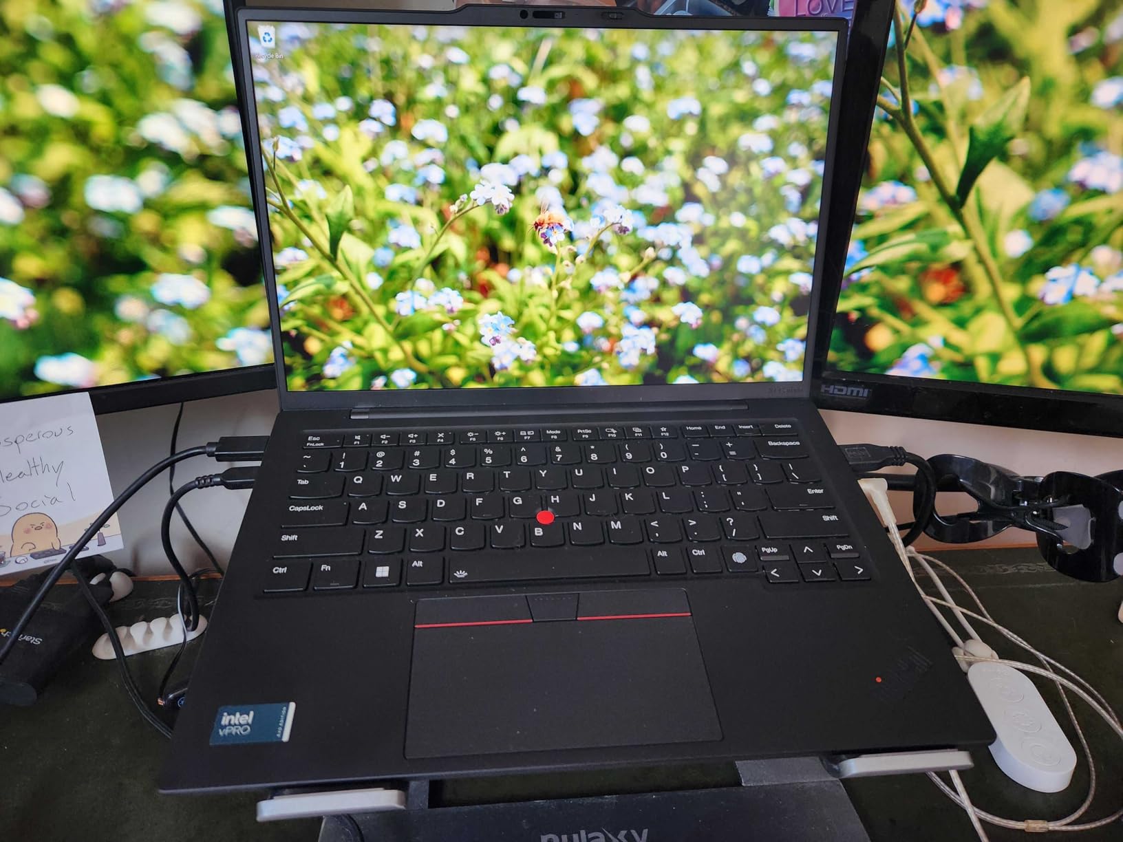 Lenovo Gen 13 ThinkPad X1 Carbon Touchscreen Laptop with Intel Ultra 7 255U Processor, 14 Lenovo Gen 13 ThinkPad X1 Carbon Touchscreen Laptop with Intel Ultra 7 255U Processor, 14