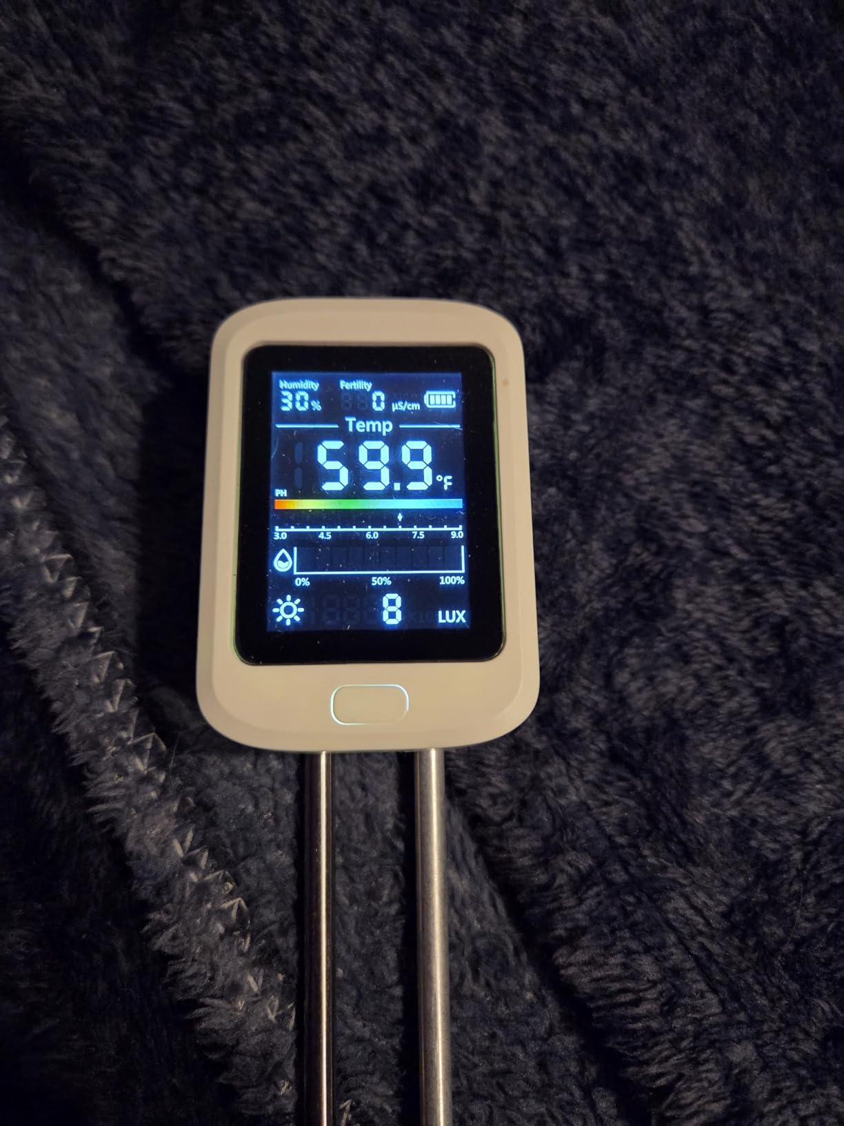 6-in-1 Soil Moisture Meter with pH, Nutrient, Sunlight, Temperature & Humidity | Multi-Function Tester for Garden, Lawn and Indoor Plants | Factory-Permanent Calibration - Customer Photo 1