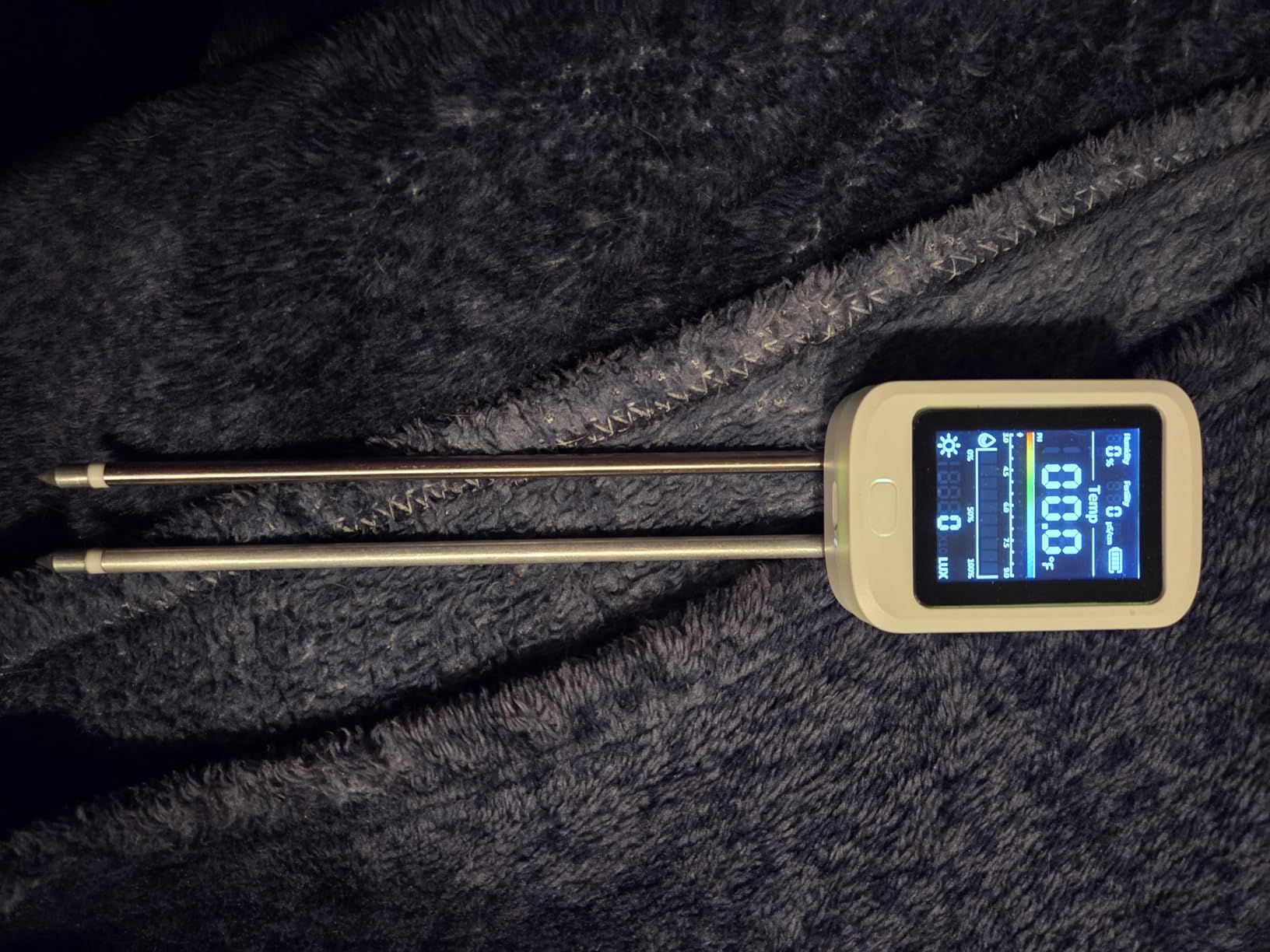 6-in-1 Soil Moisture Meter with pH, Nutrient, Sunlight, Temperature & Humidity | Multi-Function Tester for Garden, Lawn and Indoor Plants | Factory-Permanent Calibration - Customer Photo 2