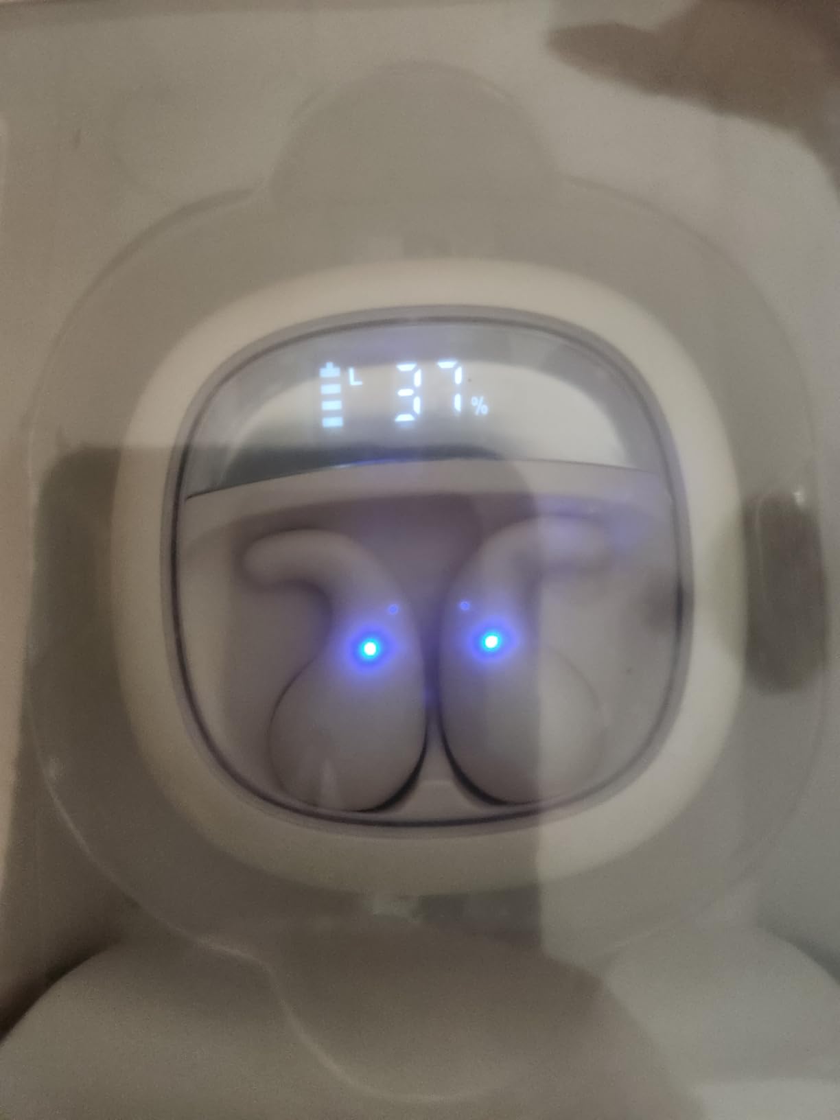 Sleep Earbuds for Side Sleepers - Noise Cancelling Headphones with Sleep Mode, Non-in Ear Design for Pain-Free All Night Comfort (Beige) - Customer Photo 2