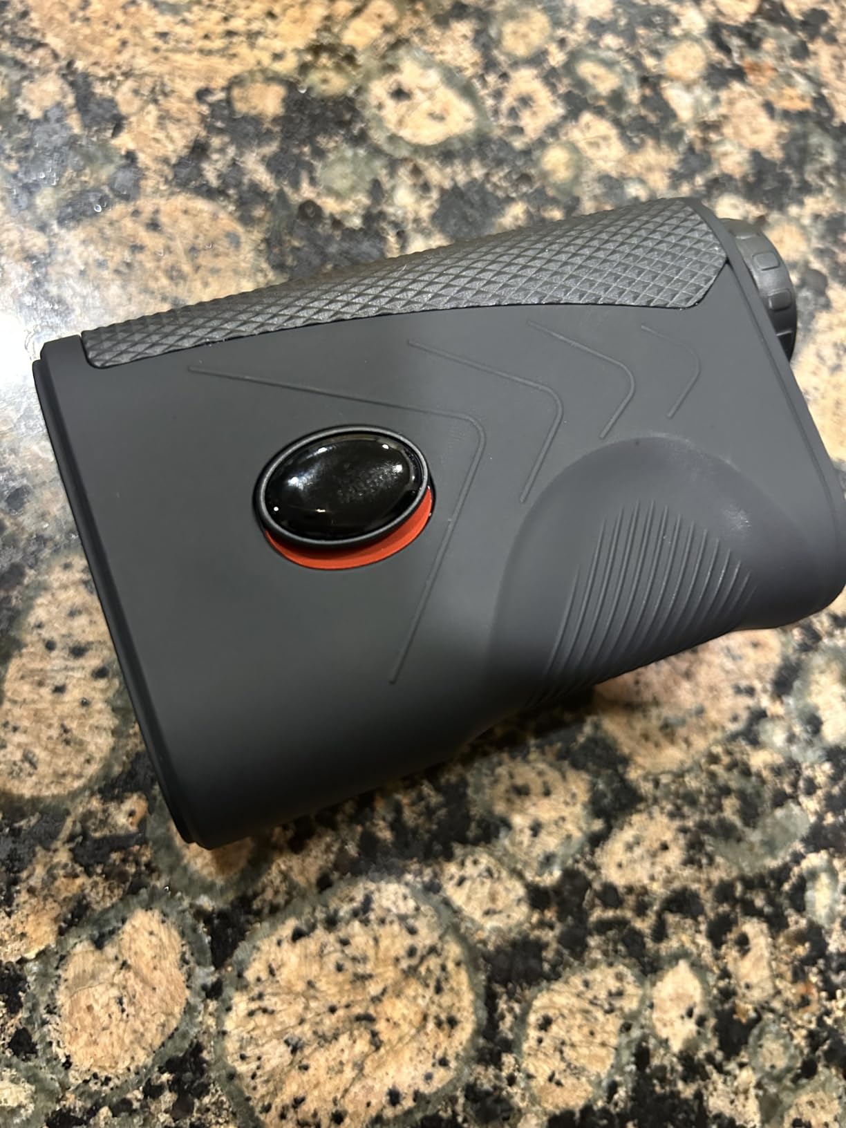 1200 Yards Range Finder Golf, 7X Magnification Golf Rangefinder with Slope, Laser Range Finder with Flag Lock, 0.5 Yard Accuracy, Ideal Golf Accessories for Golfers & Hunting - Customer Photo 1