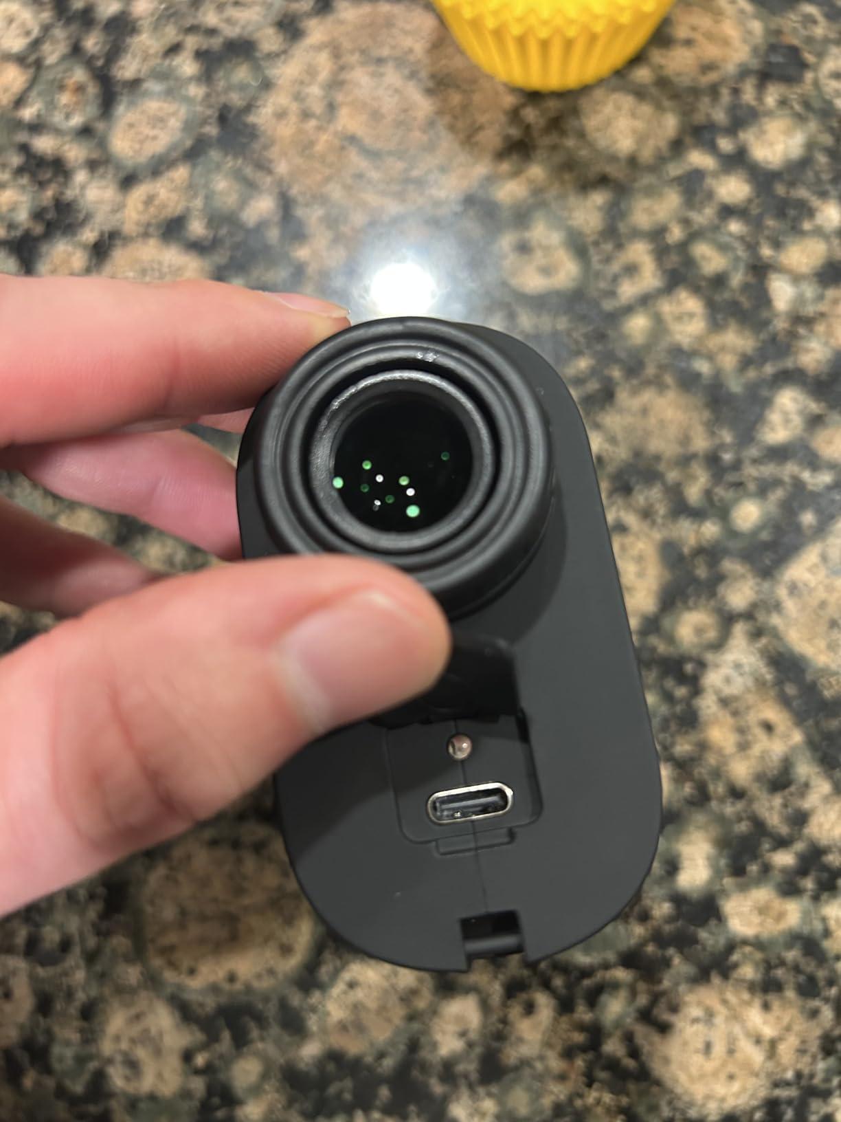 1200 Yards Range Finder Golf, 7X Magnification Golf Rangefinder with Slope, Laser Range Finder with Flag Lock, 0.5 Yard Accuracy, Ideal Golf Accessories for Golfers & Hunting - Customer Photo 2