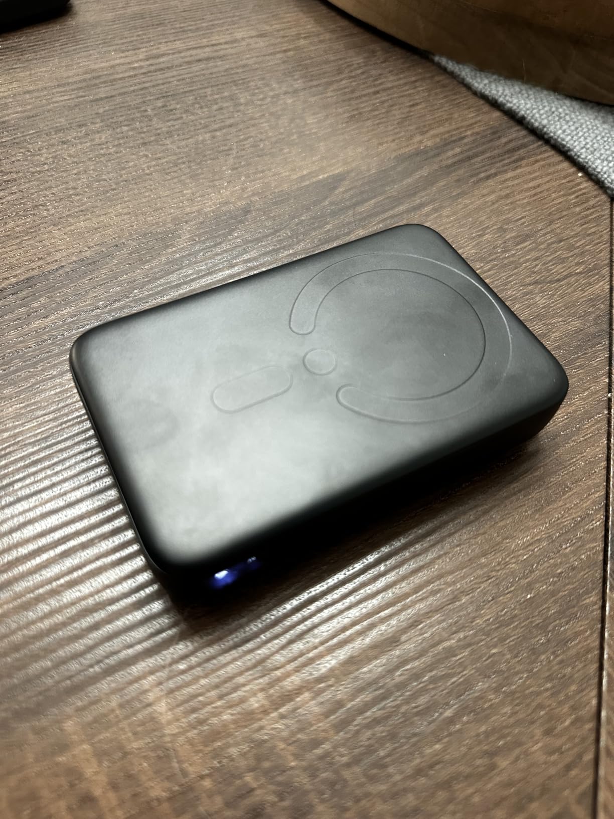 for Magsafe Portable Charger, 12000mAh Wireless Magnetic Power Bank with Stand& PD 20W Fast Charging, for Magsafe Battery Pack Compatible with iPhone 17/16/15/14/13 Series,Powerbank for Travel Cruise - Customer Photo 1