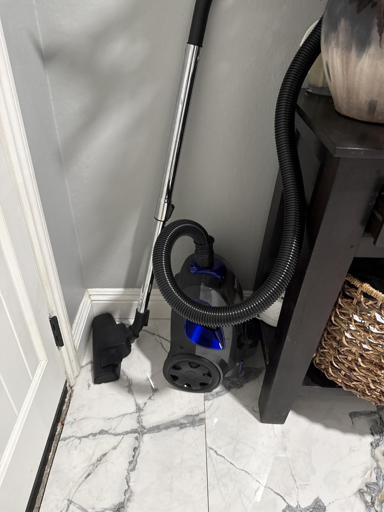 Canister Vacuum Cleaner, 40Kpa 1600W Cyclon Power, Dust Full Indicator, Double HEPA Filters, 3.7Qt Large Capacity, Lightweight Vac for Hard Floors, Carpets, Pet Hair, Pink - Customer Photo 3