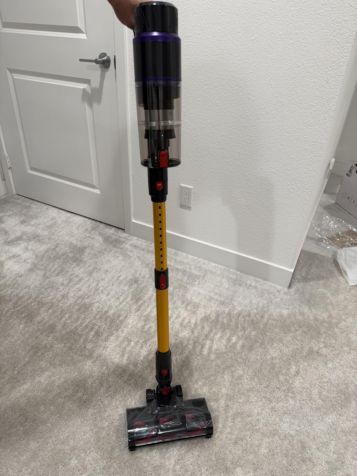 Cordless Vacuum Cleaner, 550W/50Kpa/70Mins Vacuum Cleaners for Home with Smart Auto Mode/LED Touch Display, Self-Standing Cordless Stick Vacuum Rechargeable, Vacuum Cleaner for Pet Hair/Carpet/Floors Customer Review Cordless Vacuum Cleaner, 550W/50Kpa/70Mins Vacuum Cleaners for Home with Smart Auto Mode/LED Touch Display, Self-Standing Cordless Stick Vacuum Rechargeable, Vacuum Cleaner for Pet Hair/Carpet/Floors - Customer Photo 1