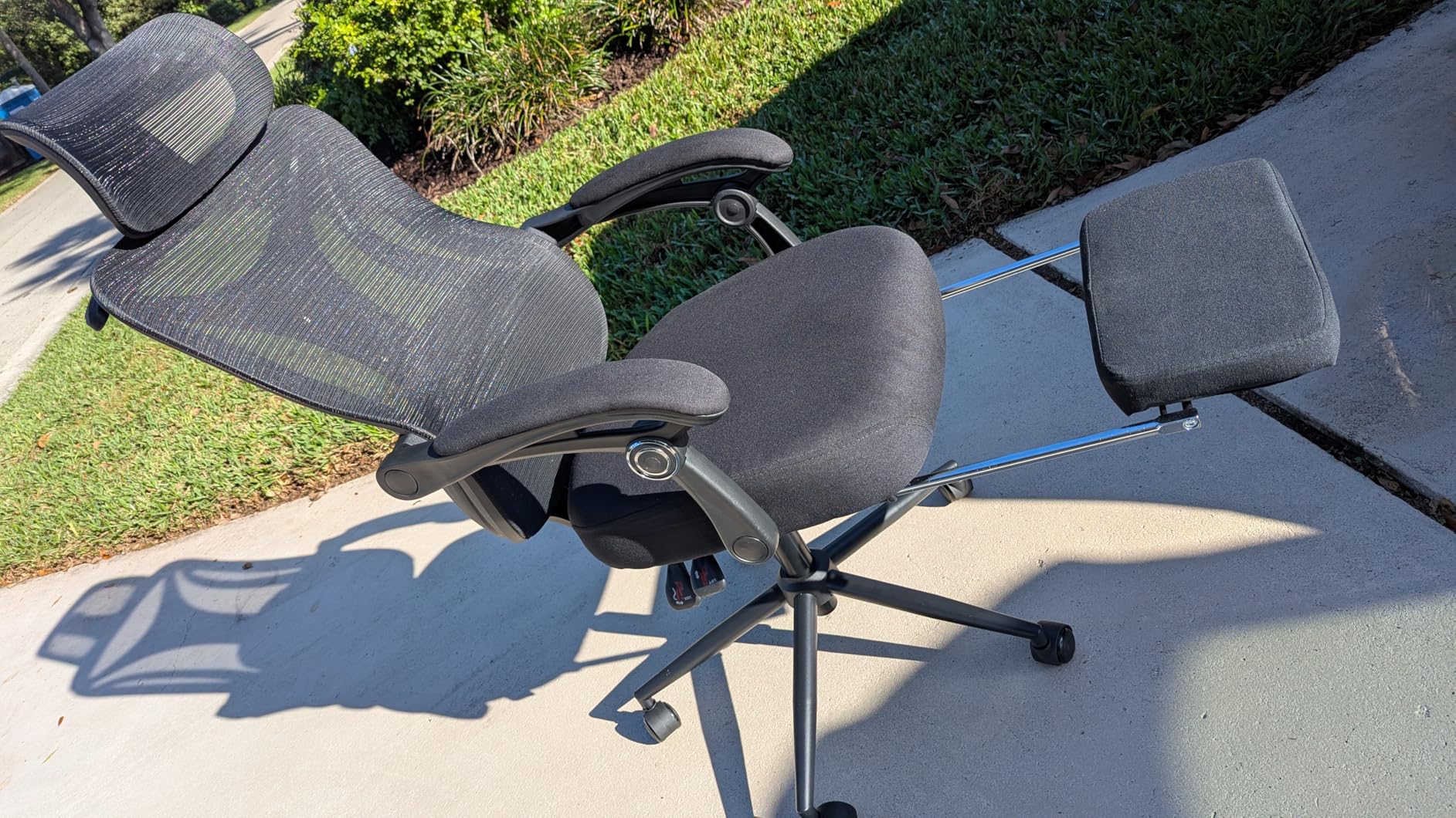 Ergonomic Office Chair with Footrest - Adjustable Lumbar Support & Headrest, 90-160° Reclining Mesh Back Computer Chair - Home Office/Gaming, 330lbs Capacity (SGS Certified) - Customer Photo 2