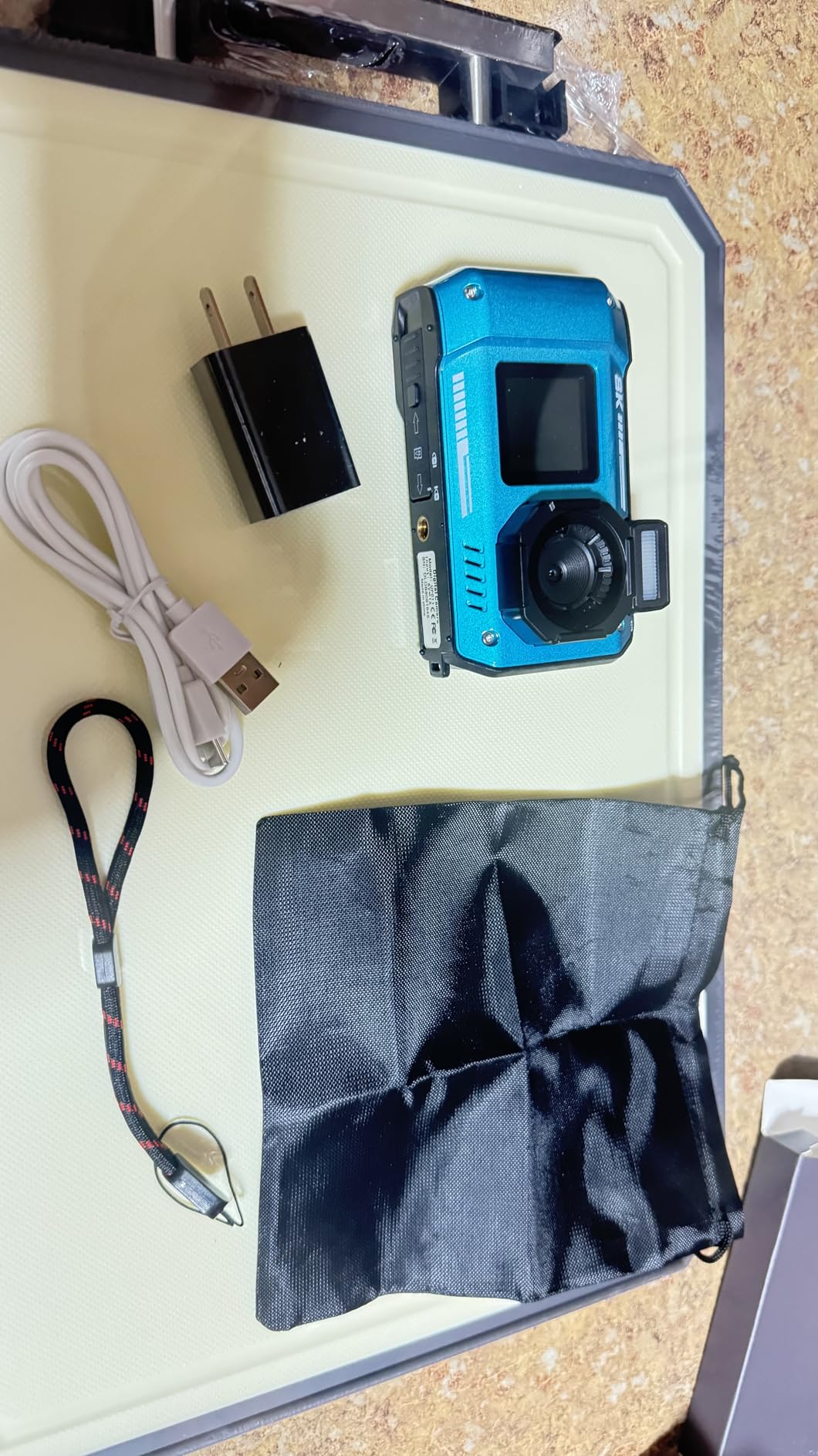 SPUNALP UHD 8K Underwater Camera, 70MP 33FT WiFi Waterproof Digital Camera with 64GB Card, Auto Focus Waterproof Dual-Screen Selfie 2500mAh Battery, 18X Floatable Digital for Snorkeling, Blue - Customer Photo 2