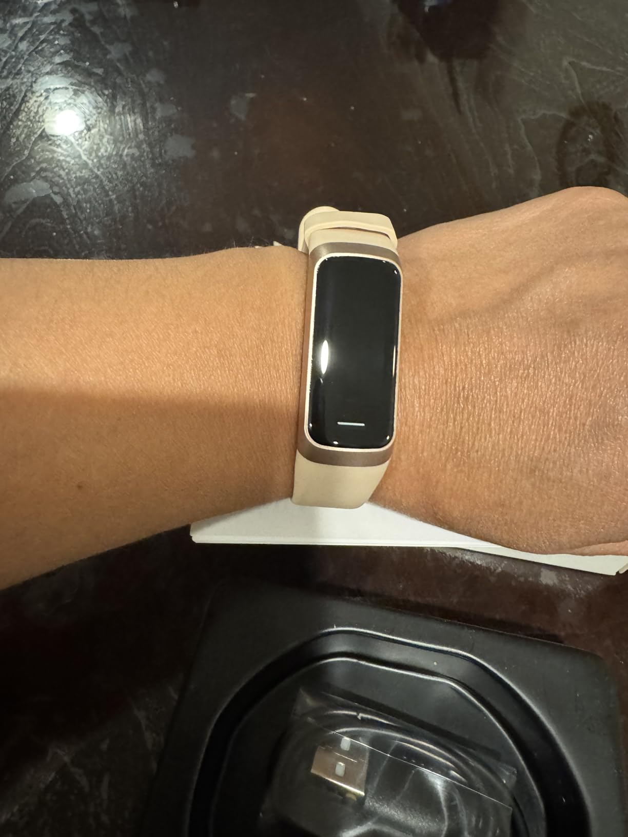 Fitness Tracker with Heart Rate/Blood Oxygen/Sleep Monitor, 20+ Sports Modes Smart Watches for Women/Men, Activity & Step Tracker Smart Watch for Android/iOS Phones - Customer Photo 1