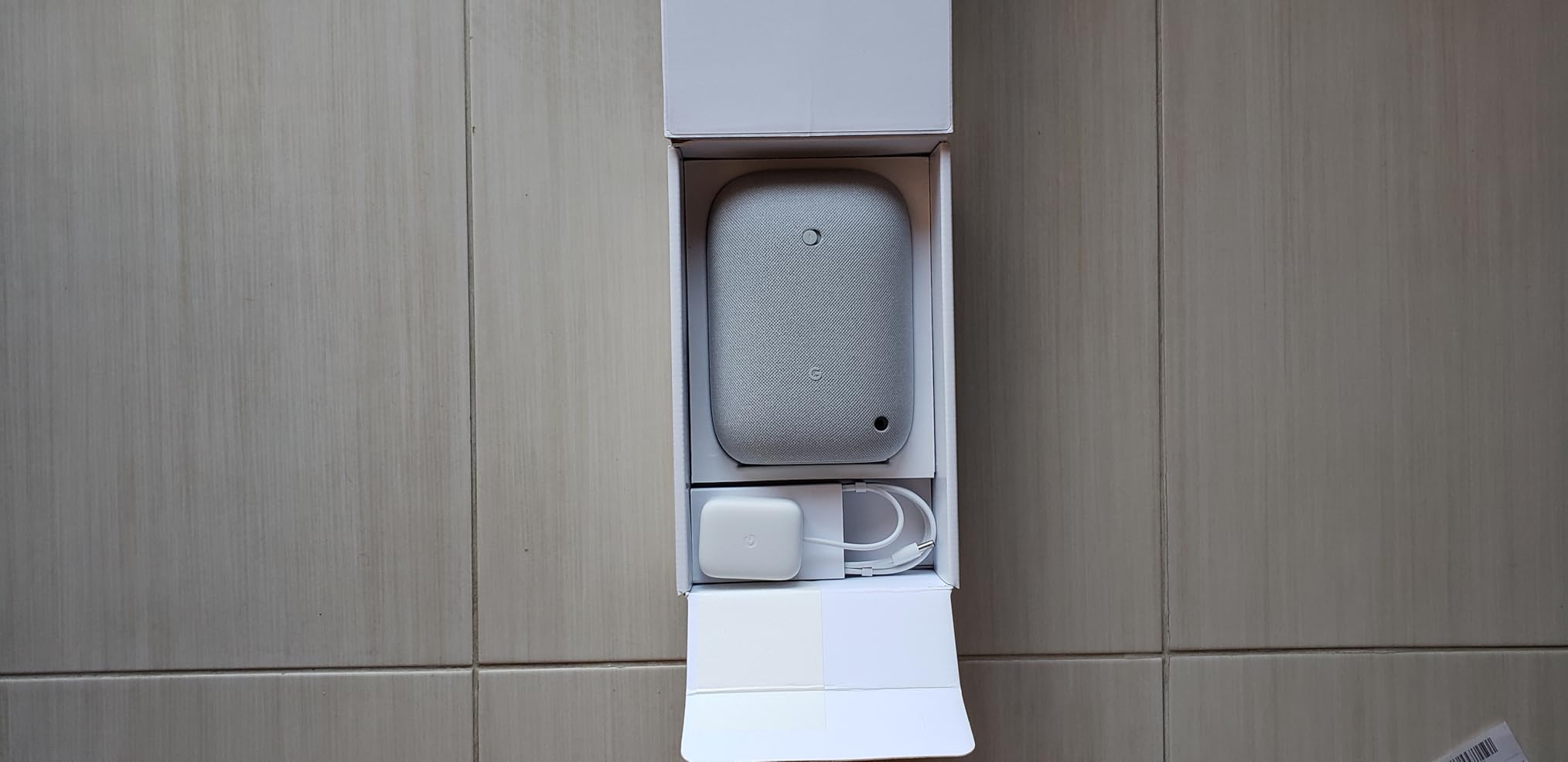 Google Audio Bluetooth Speaker - Wireless Music Streaming, Powerful Sound, Assistant Built-in, Wi-Fi and Bluetooth Connectivity, Smart Home Control, Stereo Pairing - Chalk - Customer Photo 2