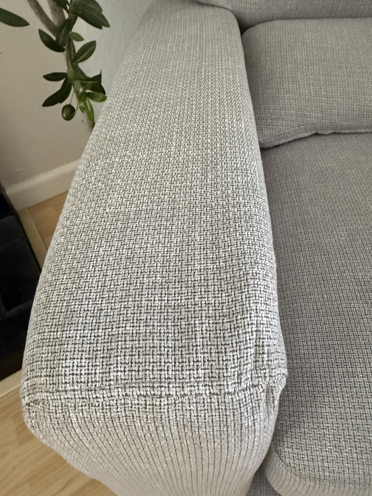 Amada Power Recliner Chair, Electric Chenille Reclining Chair for Adults for Small Spaces with Remote & Side Pockets, Thick Seat Cushion for Living Room & Bedroom, Home Theater, RV - Customer Photo 1