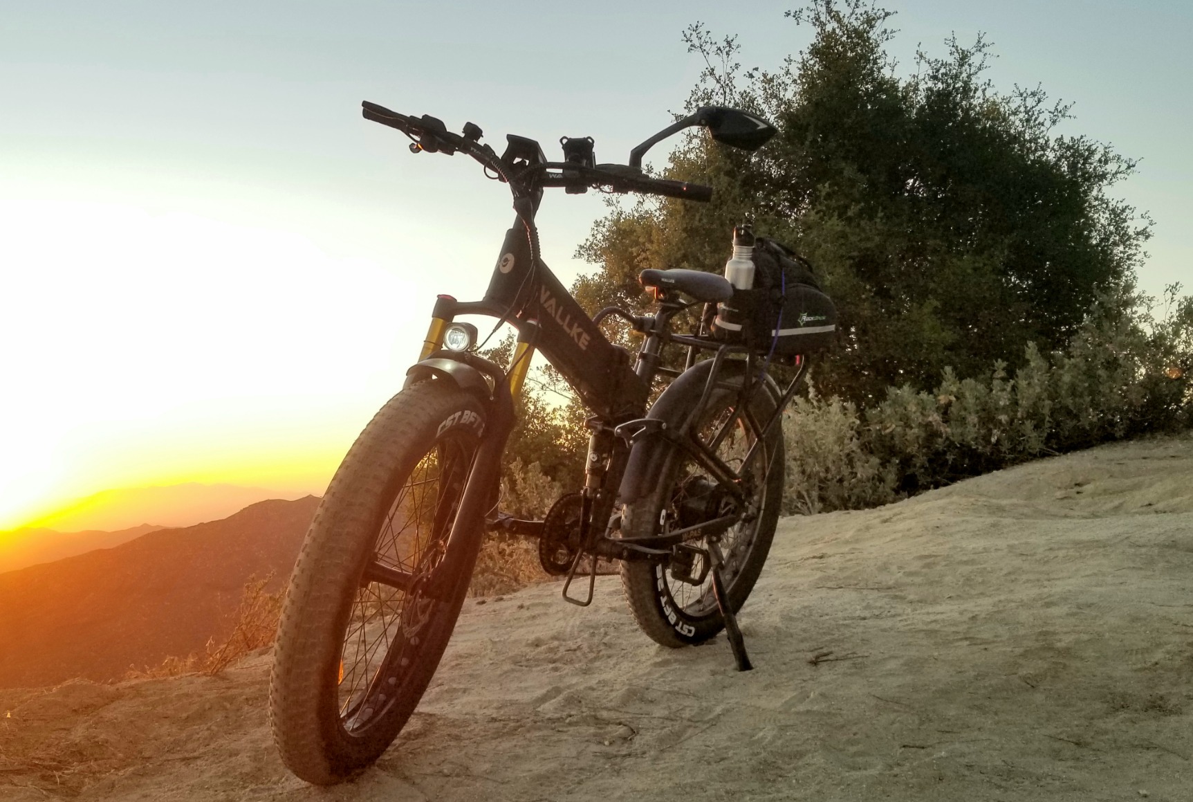 Wallke H9 Ultra 4000W Electric Bike & Portable Power Station, 40MPH Fast Ebike for Adults, 48V 55Ah 2-in-1 E-Bike Battery +Solar Generator, Torque Sensor, 20x4 Puncture-Proof Fat Tire All Terrain, UL - Customer Photo 3