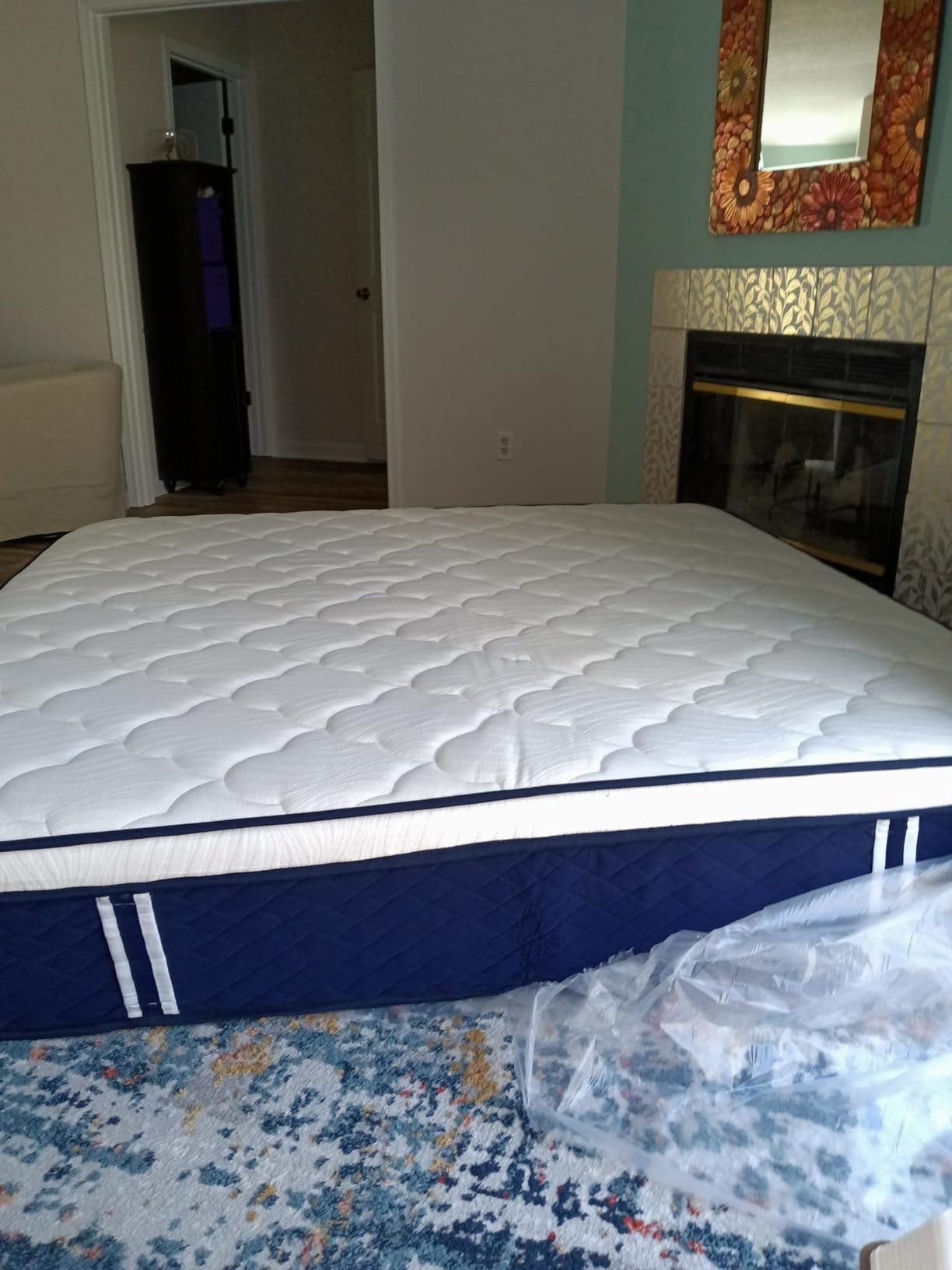 Firm Queen Mattress 14 Inch - Hotel Collection Hybrid Mattress with 5-Zone Support, Luxury Sleep Comfort, Extra Back & Hip Support, Fiberglass-Free, 370-Night Trial,CertiPUR-US Certified - Customer Photo 1