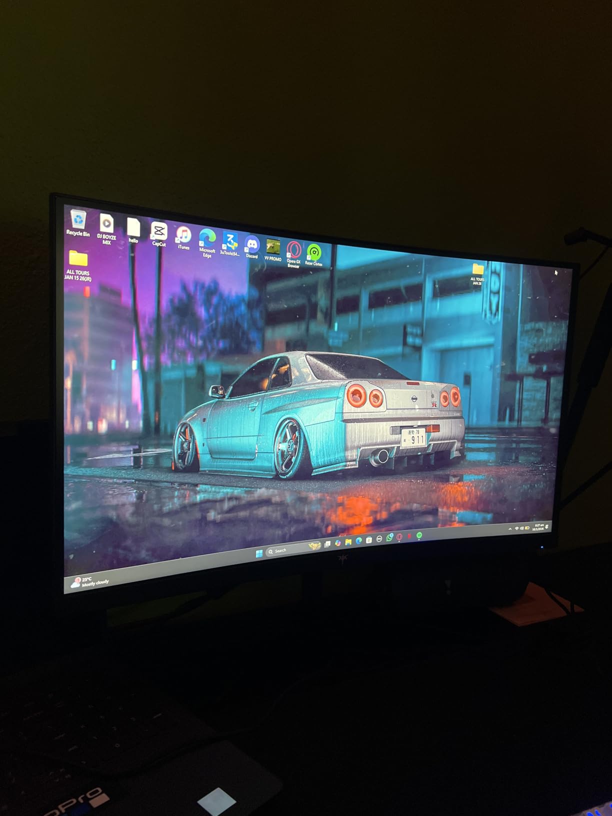 KTC 5K Monitor 27 Inch: Dual Mode 5K (5120x2880) @60Hz / 2K@160Hz Computer Monitor, 99% DCI-P3, 100% sRGB, ΔE＜2, Type-C 65W, HDMI & DP, HDR400, Compatible with Mac mini, H27P3 - Customer Photo 1