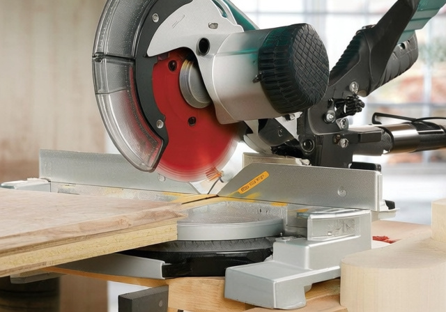 Best Track Saw for Straight Cuts [cy]: 10 Models Tested - ofzenandcomputing