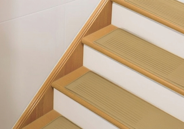 Best Stair Treads for Safety: 10 Top-Rated Options Tested - ofzenandcomputing
