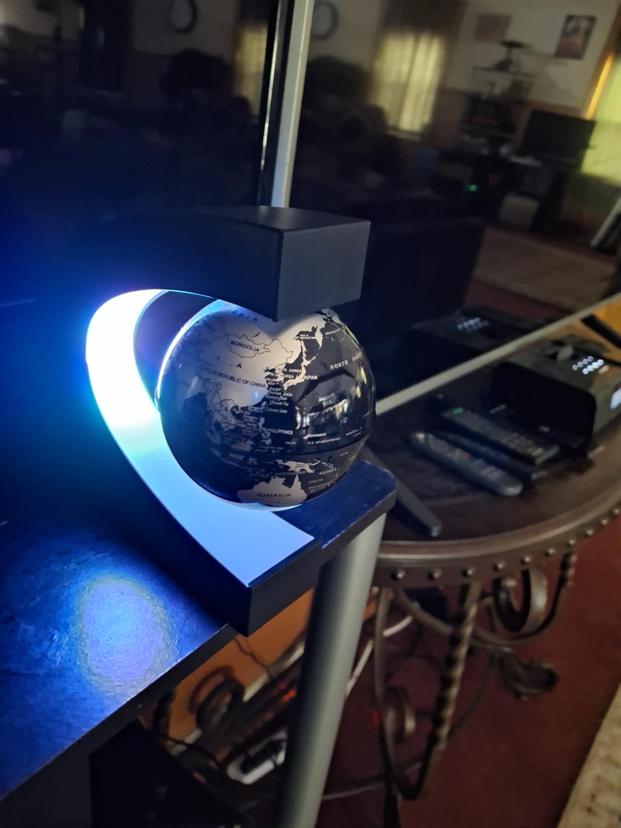 Magnetic Levitating Globe with LED Light, Cool Tech Gift for Men Father Boys and Girls, Birthday Gifts for Kids, Floating Globes World Desk Gadget Decor in Office Home/Display Frame Stand - Customer Photo 2