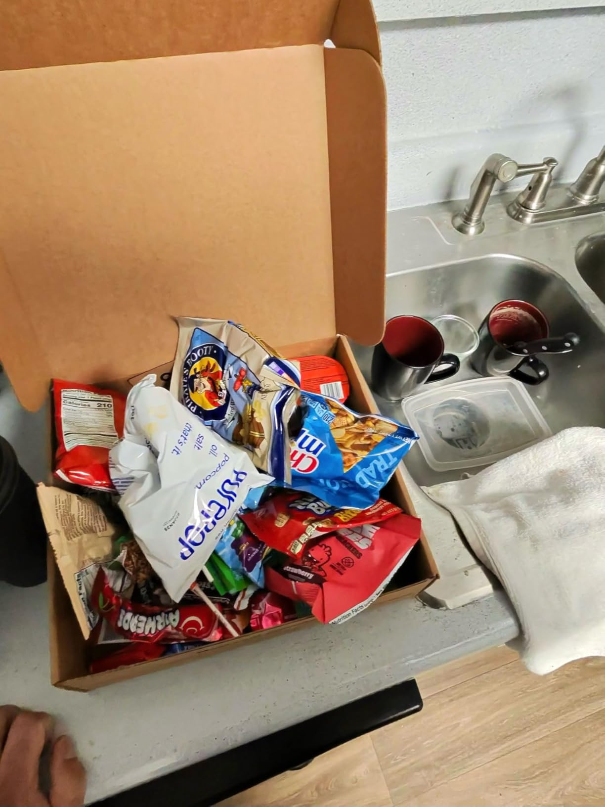 CRAVEBOX Snacks Box Variety Pack Care Package (45 Count) Valentines Treats Gift Basket Adults Kids Grandkids Guys Girls Women Men Boyfriend Birthday Cookies Chips College Student Office School Customer Review CRAVEBOX Snacks Box Variety Pack Care Package (45 Count) Valentines Treats Gift Basket Adults Kids Grandkids Guys Girls Women Men Boyfriend Birthday Cookies Chips College Student Office School - Customer Photo 1