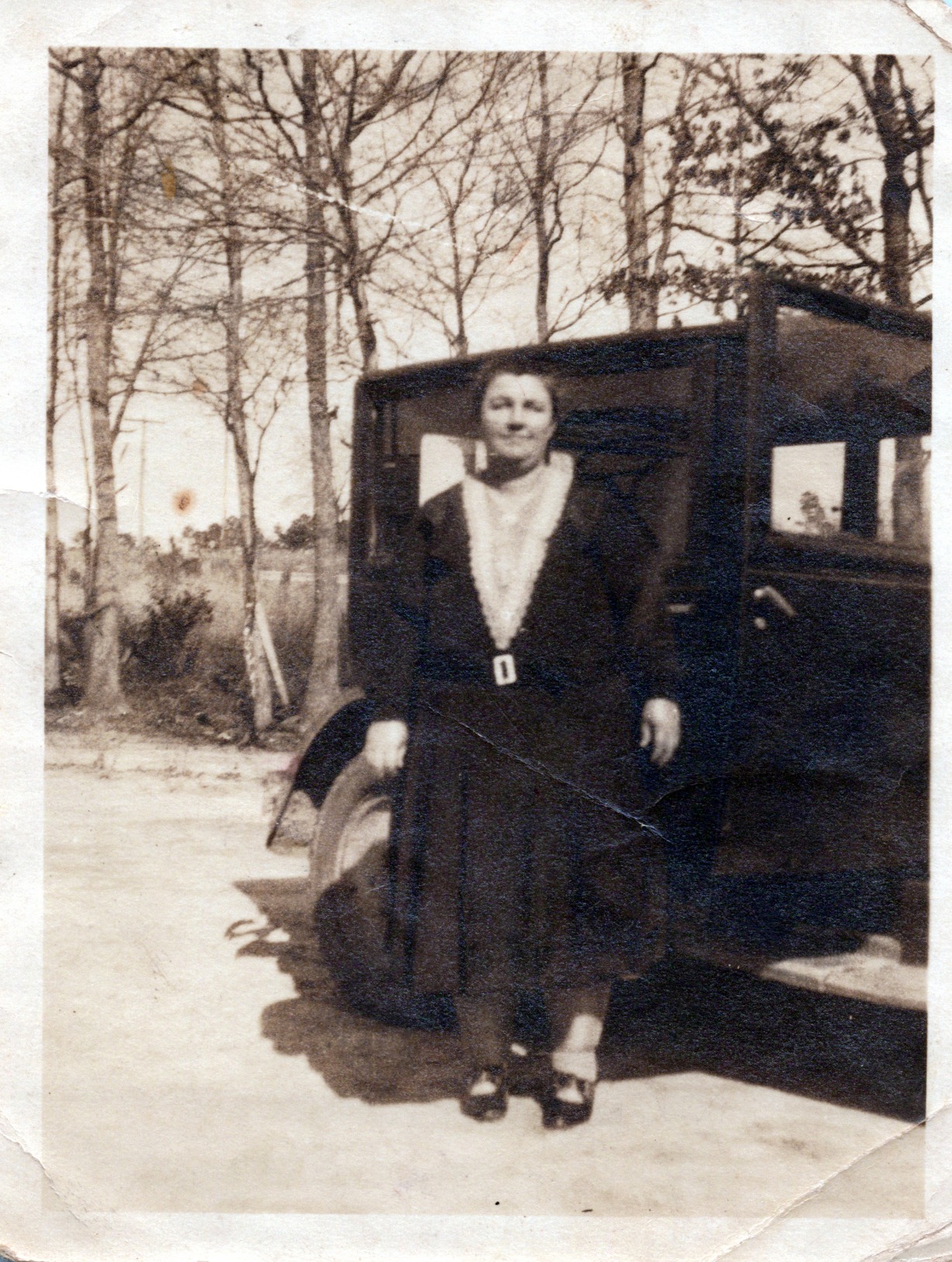 Epson FastFoto FF-680W Wireless High-Speed Photo and Document Scanning System, Black customer photo 1