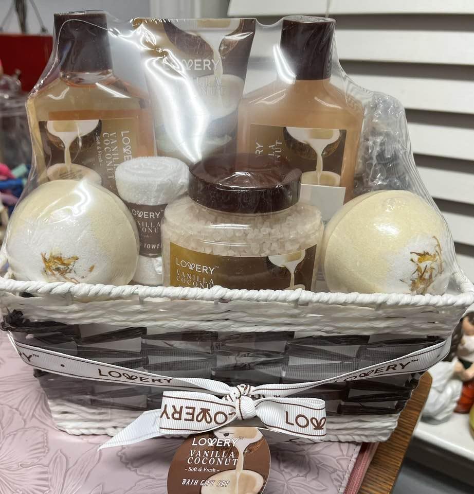 Gifts For Women Gift Basket for Women– 9 Piece Set of Vanilla Coconut Home Spa Set, Luxurious Valentines Day Gifts for Her, Bath and Body Sets Includes Fragrant Lotions, Large Bath Bombs, Coconut Oil - Customer Photo 2