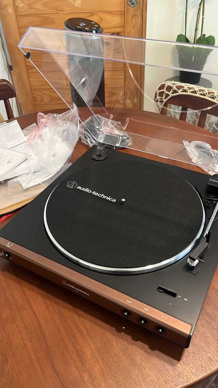 Audio-Technica AT-LP60X-GM Fully Automatic Belt-Drive Stereo Turntable, Gunmetal/Black, Hi-Fidelity, Plays 33-1/3 and 45 RPM Vinyl Records, Dust Cover, Anti-Resonance, Die-Cast Aluminum Platter customer photo 2