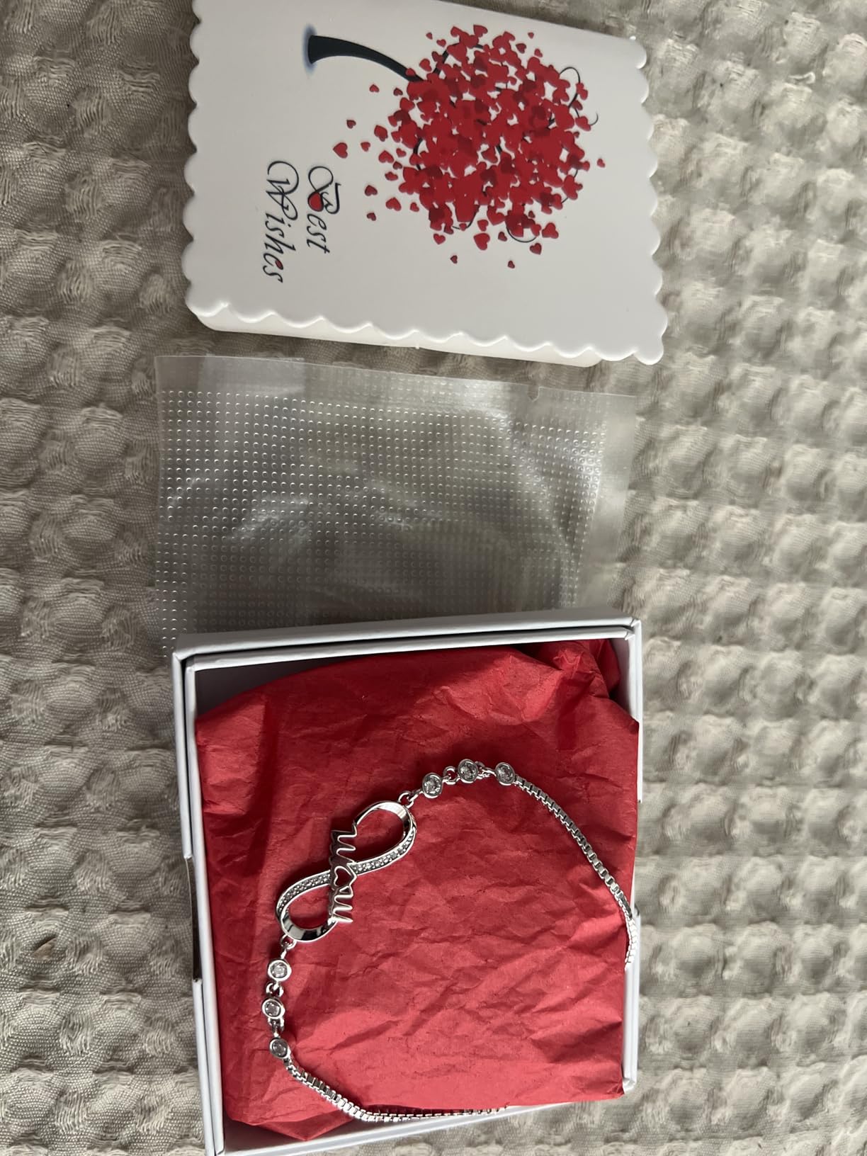 Desimtion Gifts for Women Mom, Infinity Love Bracelets for Women, Valentines Day Birthday Jewelry Gifts for Her Girls Girlfriend Mom Wife from Daughter Son - Customer Photo 1