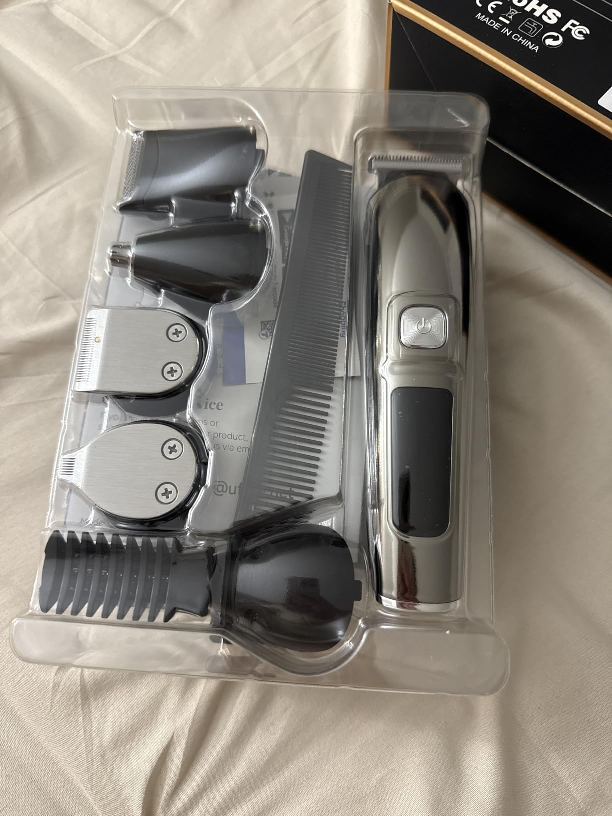 Ufree Beard Trimmer for Men, Waterproof Electric Razor for Nose, Body, Face & Mustache, Cordless Hair Clippers Shavers Grooming Kit, Valentines Day Gifts for Men Husband Father - Customer Photo 1