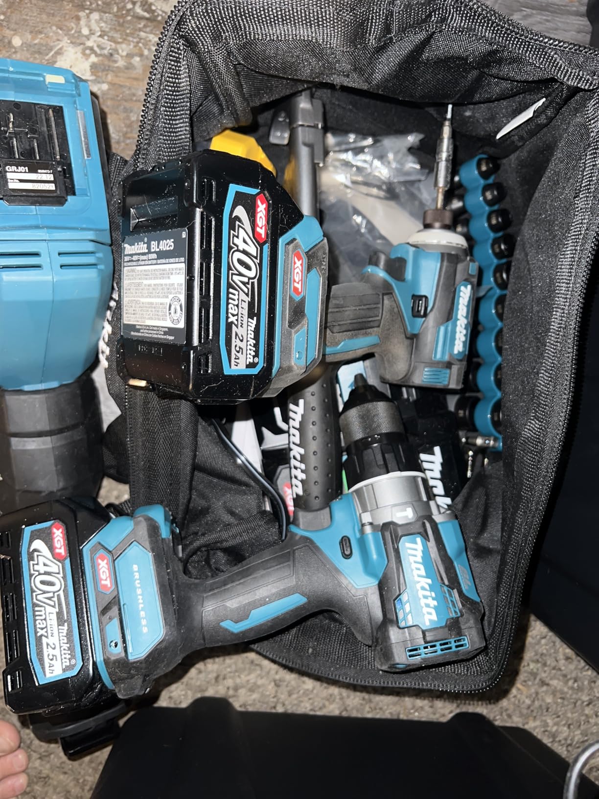 Makita 40V Max XGT Brushless Cordless 2-Pc. Combo Kit (GT200D) customer photo 1