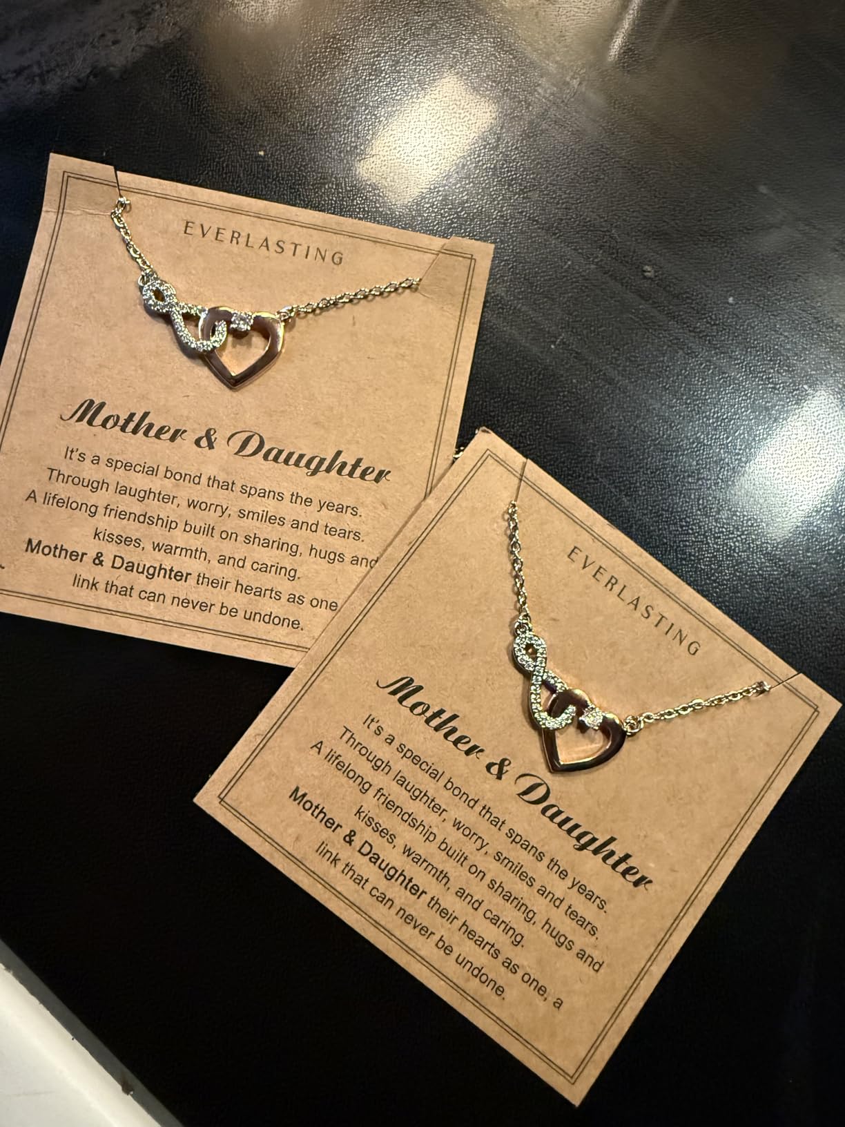 Shonyin Valentines Day Everlasting Heart Necklace for Women Girls Mother Daughter Girlfriend Grandma Granddaughter Mother Daughter in Law Sister Soulmate Wife Birthday Christmas Gifts - Customer Photo 1