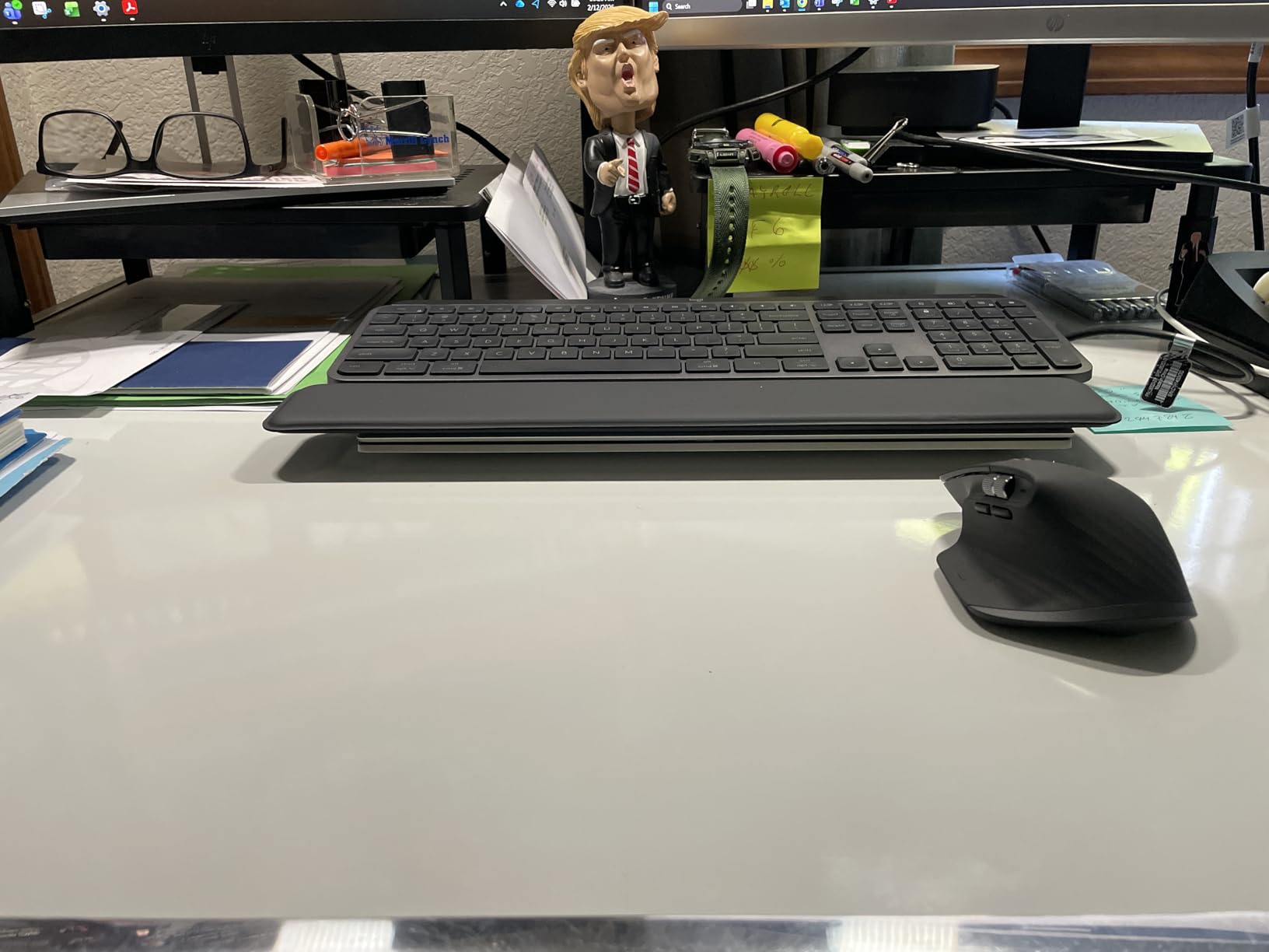 Logitech MX Master 3S Wireless Mouse Standard Edition with Logi Bolt USB Receiver, Ultra-Fast Scrolling, Ergo, 8K DPI, Track on Glass, Quiet Clicks, USB-C, Bluetooth, Windows, Linux, Chrome - Graphite customer photo 2