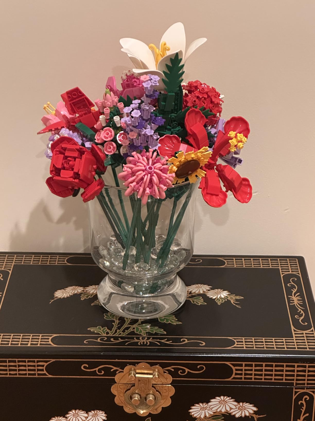 HOGOKIDS Flower Bouquet Set for Adults - Valentine 1461PCS Artificial Flowers Botanical Collection | 18 Sticks Decorative Home Plant Bouquet | Creative DIY Gift for Wife Girlfriend Mom Women Men - Customer Photo 2