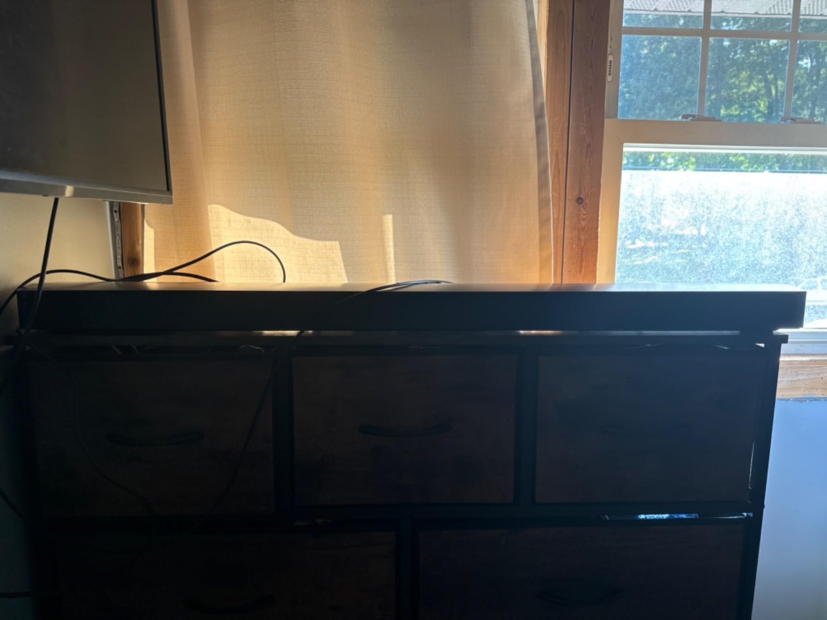 Samsung HW-B650 3.1ch Soundbar with Dolby 5.1, DTS Virtual:X, Bass Boost, Built-in Center Speaker, Subwoofer Included (2022) customer photo 1