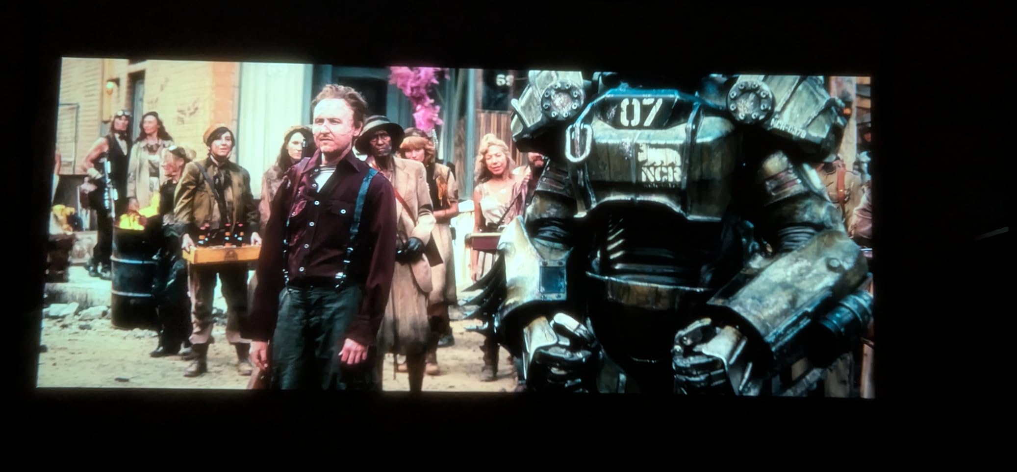 HAPPRUN Native 1080P Bluetooth Mini Projector, Full HD Portable Outdoor Movie Projector with Built-in Speaker, Compatible with Smartphone, HDMI, USB, AV, Fire Stick, PS5 for Home, Bedroom, Outdoor Use customer photo 2