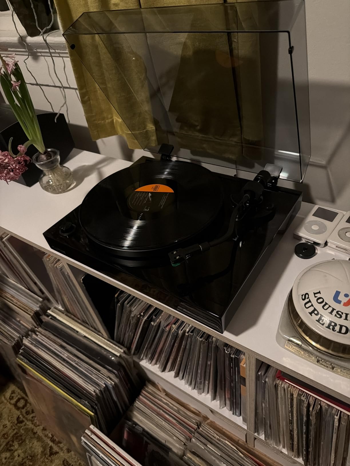 Fluance RT81+ Elite High Fidelity Vinyl Turntable Record Player, Audio Technica VM95E Cartridge, Anti-Resonant Platter, Acrylic Mat, Phono Preamp Wood Plinth Adjustable Isolation Feet - Natural Walnut customer photo 1