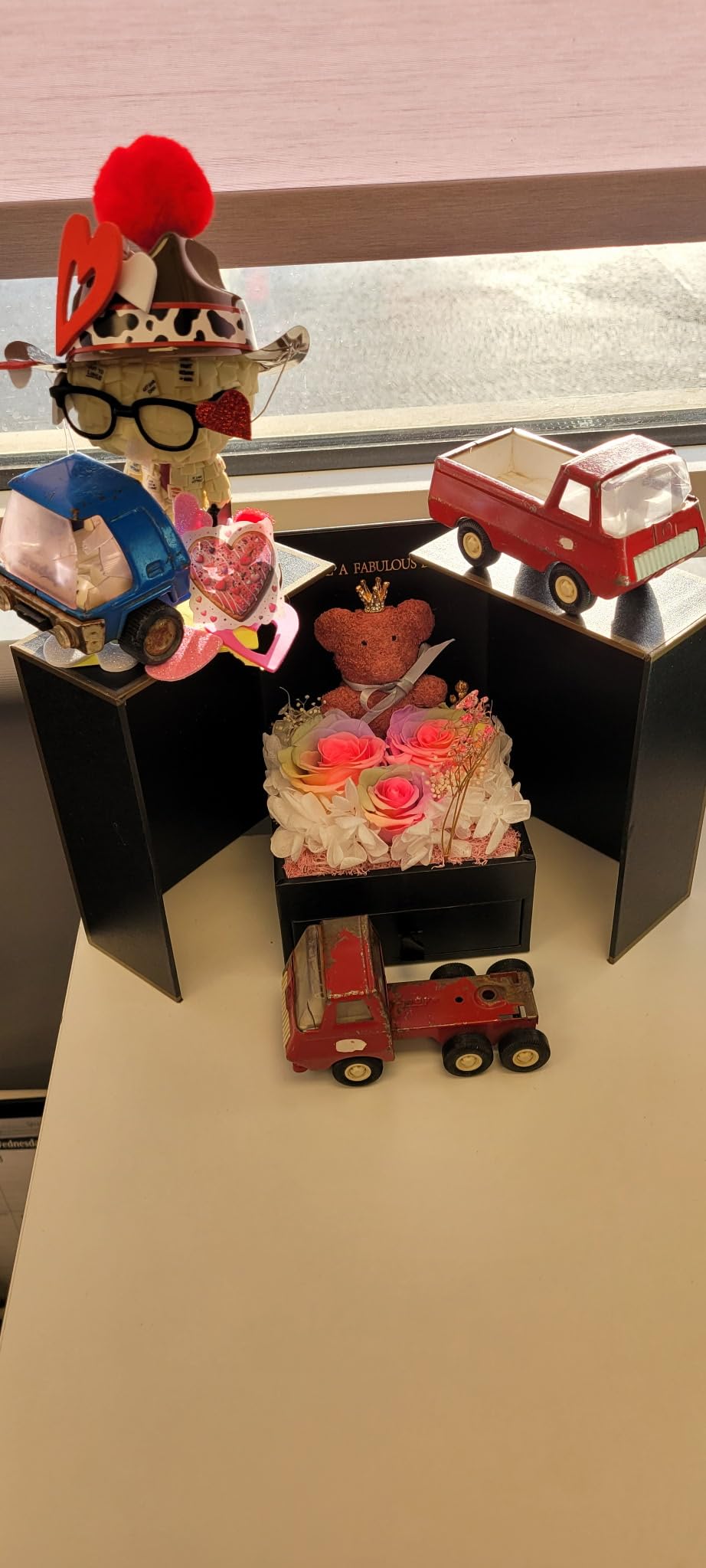 ADDWel Preserved Rainbow Rose - Unique Eternal Flower Valentine's Day Gift with 100 Languages I Love You Necklace & Moss Bear, Colorful Birthday for Wife, Girlfriend, Mom, Grandma - Customer Photo 2