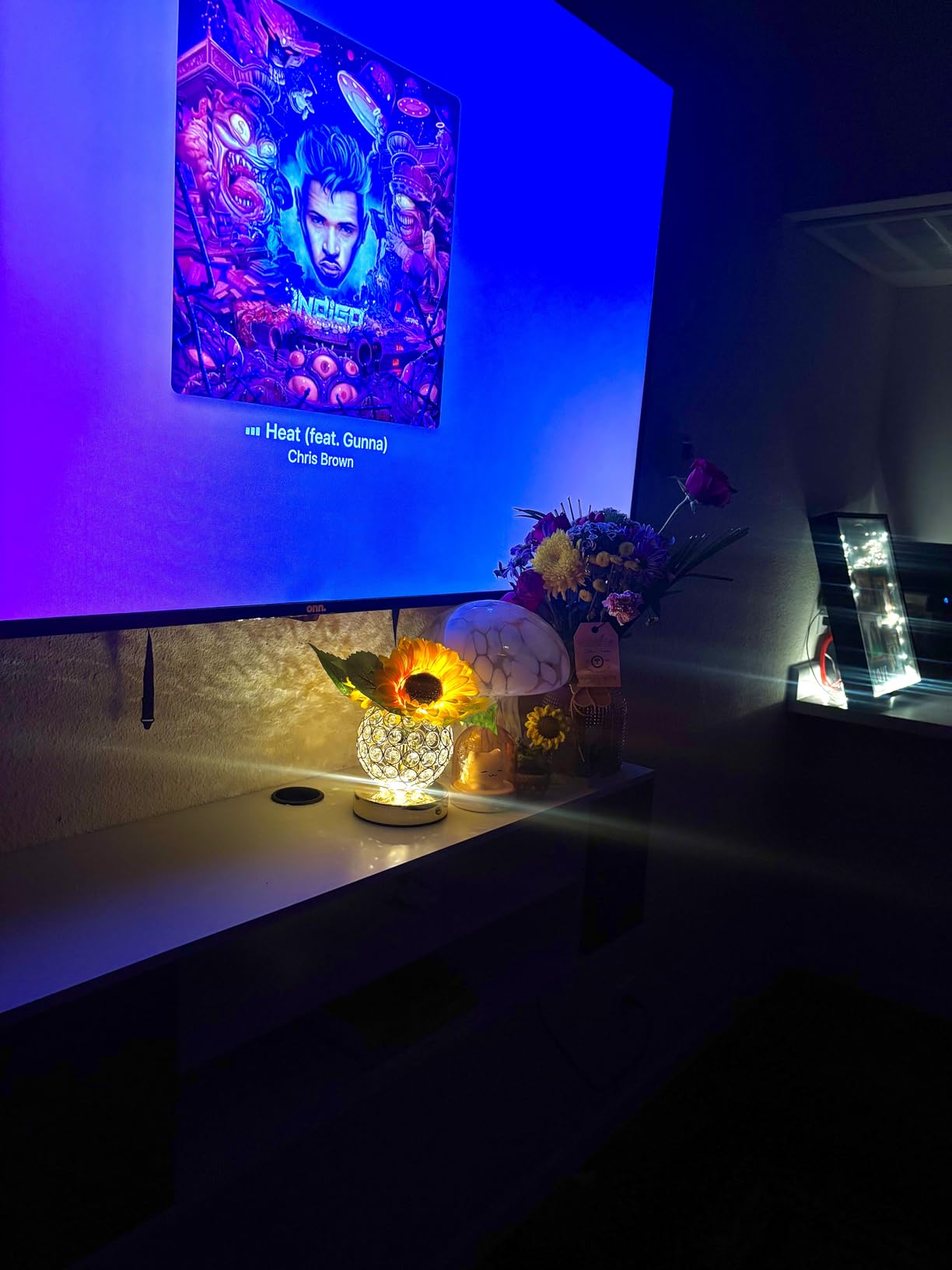 Sunflower Flower Lamp Gifts for Birthday Christmas Valentines Mothers Day Gifts for Women Mom Grandma Girlfriend Friend Wife Anniversary Birthday, Bedroom Bar Coffee Shop Sunflower Light Lamp Decor - Customer Photo 1