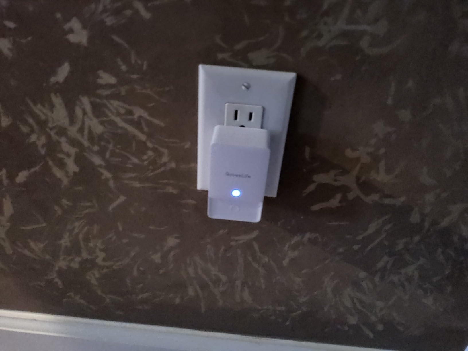 GoveeLife Premium Smart Water Leak Detector 2 with 1968ft Ultra-Long Range, WiFi Water Sensor with SMS/Email/APP Push and Sound Alarm, 5-Year Battery Life, Suitable for Home, Basement, Kitchen, 3 Pack customer photo 1