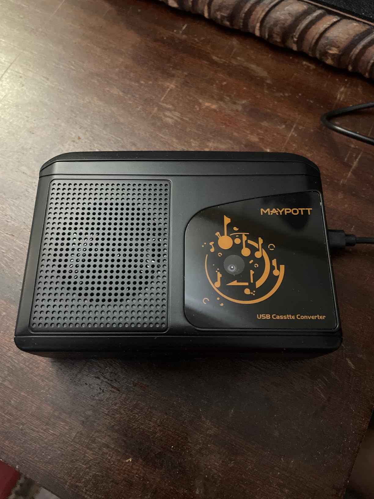 Cassette Tape Player, Maypott Portable Cassette Player Cassette Tape Recorder Audio Cassette to Digital Converter via USB, Compatible with PC/Laptops, Built-in Speaker&Headphone, Full Stereo customer photo 1