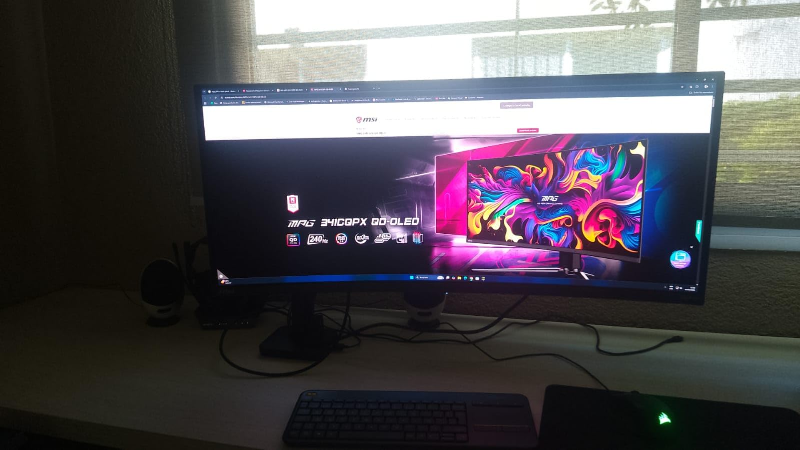 MSI MPG 341CQPX QD-OLED 34-inch Curved OLED Gaming Monitor, 3440 x 1440 (UWQHD), 0.03ms Response Time, 240Hz, True Black HDR 400, HDMI, DP Port, USB Type C, Tilt, Height Adjustable customer photo 1