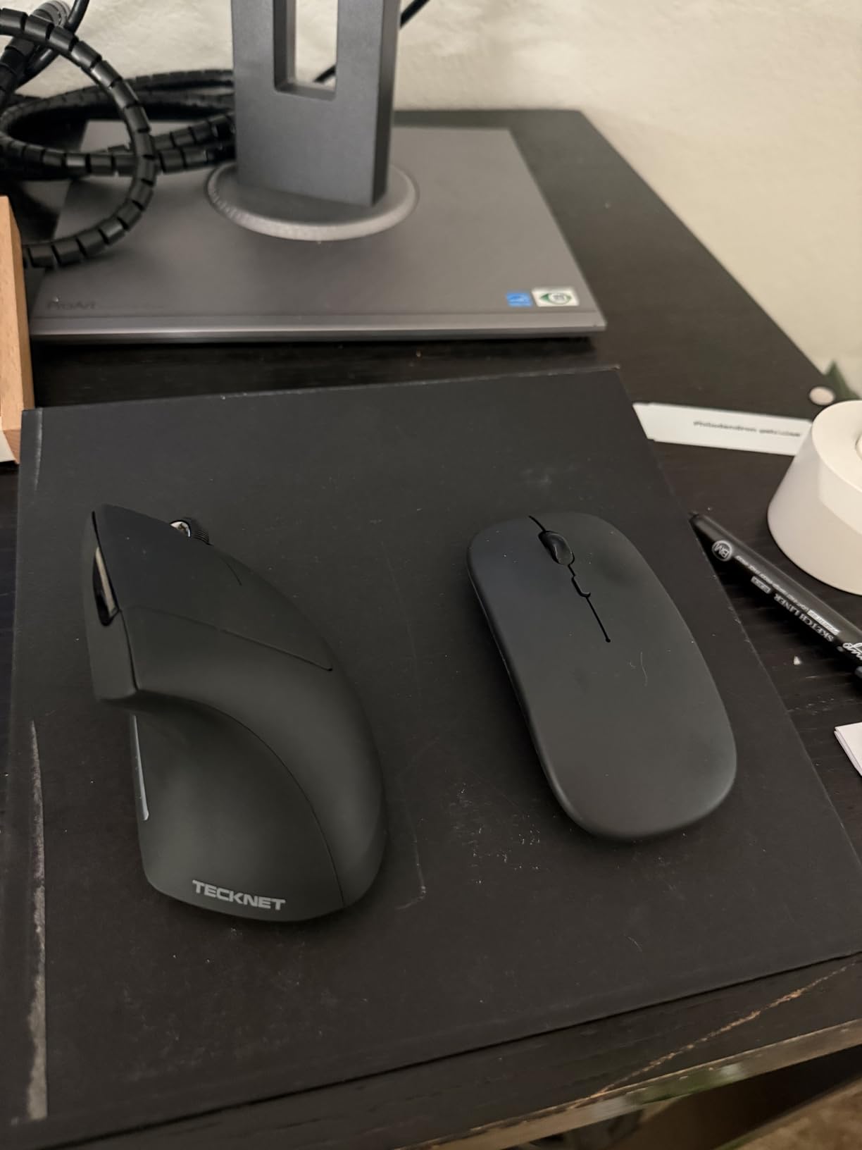 TECKNET Ergonomic Mouse, Wireless Bluetooth Vertical Mouse, 4800 DPI Optical Tracking, 6 Adjustable DPI, Quiet Clicks, 2.4GHz with USB A Receiver, 12 Months Battery, 6 Buttons, Wide Compatibility customer photo 1