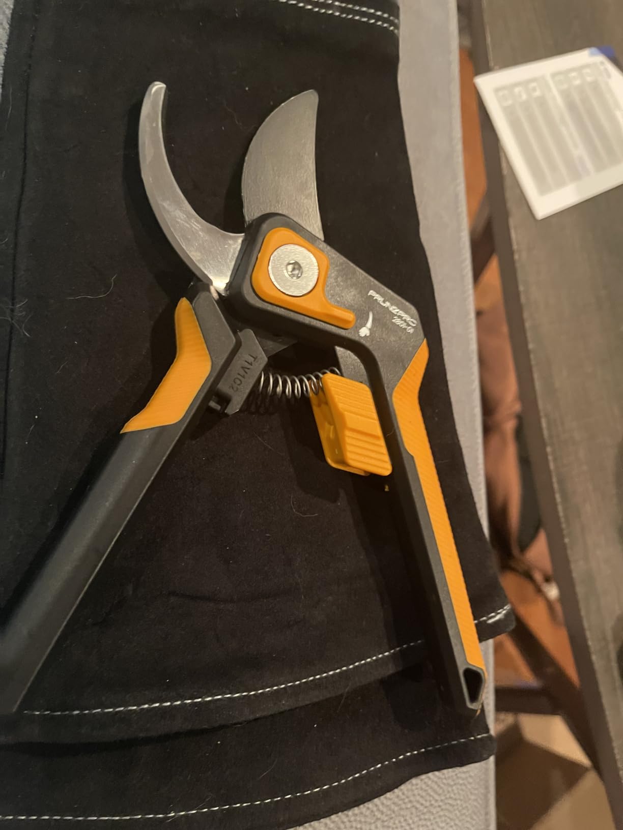 PrunePro Pruning Shears for Gardening Professional Bypass Hand Pruner Up to 1 Inch Cut Capacity Sharp Stainless Steel Blade Garden Scissors Plant Flower Garden Clipper 1 Pack customer photo 2